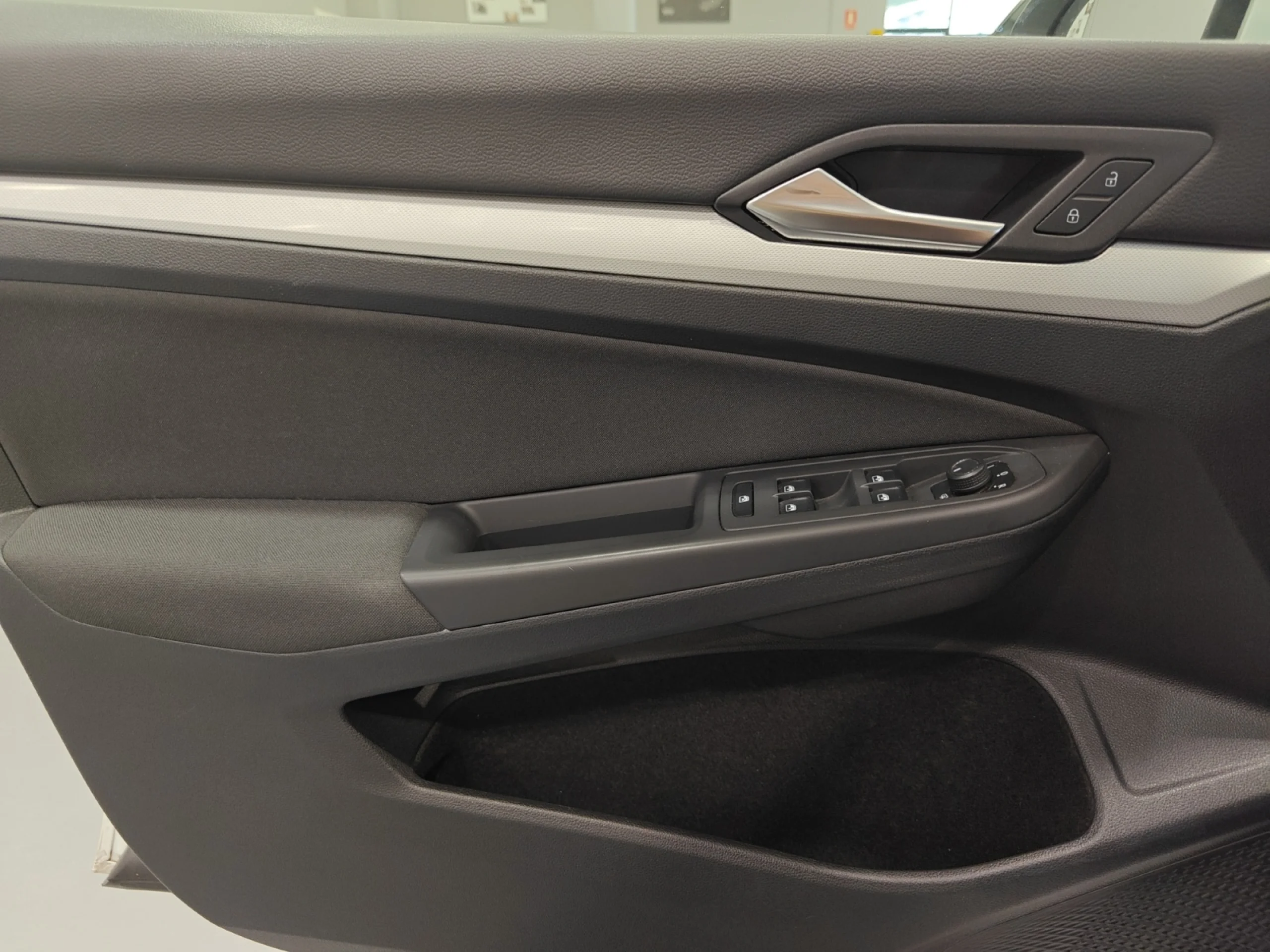 VOLKSWAGEN GOLF 2.0 TDI 85KW (115CV) - Foto 13