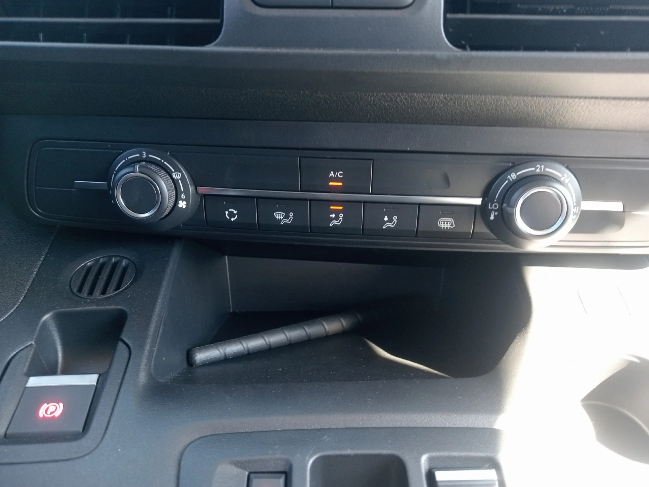 FIAT Doblò E DOBLÒ FURGÓN L2 136CV, BATERÍA 50 KWH - Foto 14