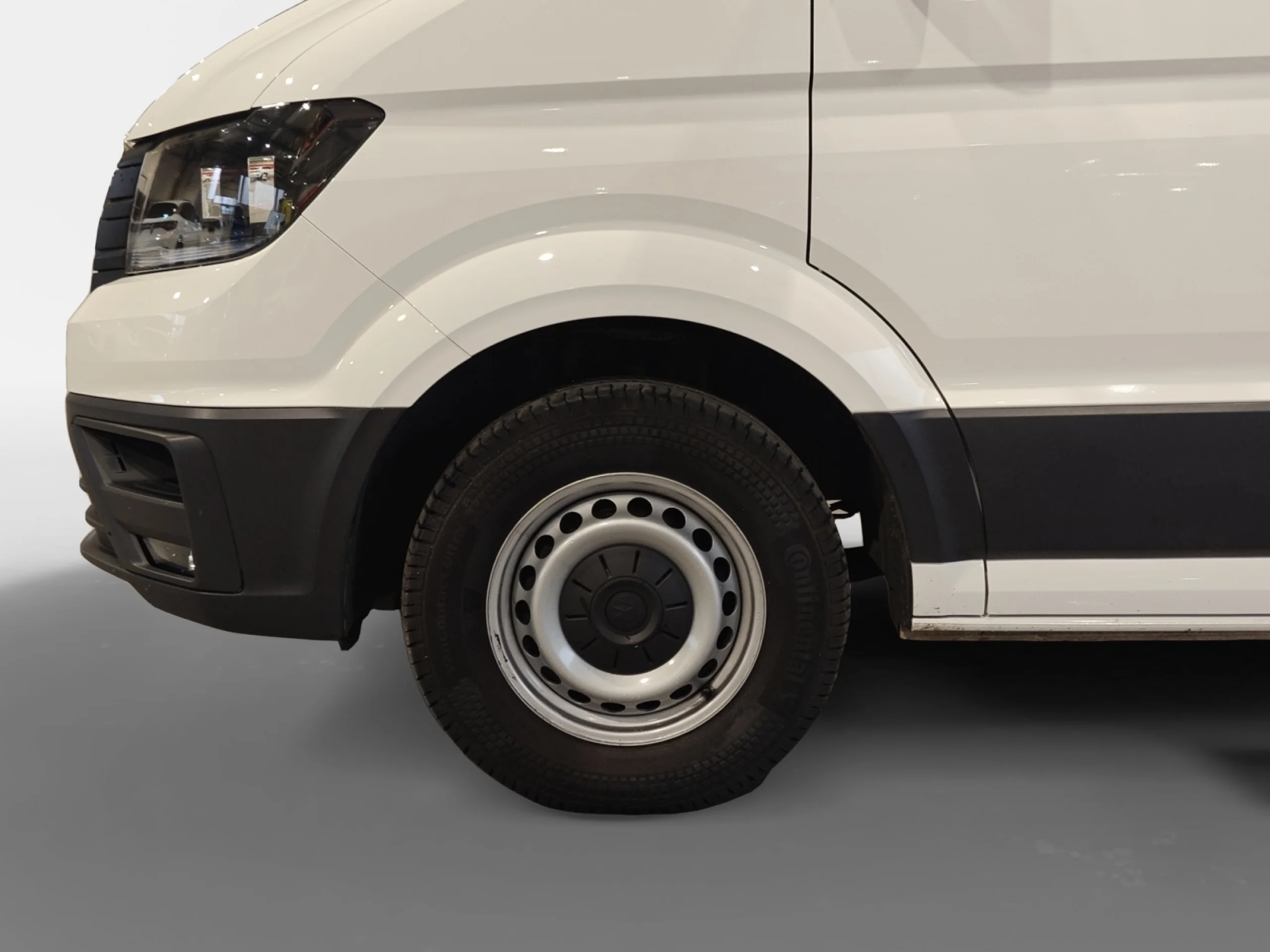 VOLKSWAGEN CRAFTER 35 FURGÓN BL TA L4H3 2.0TDI 103KW AUTO - Foto 8