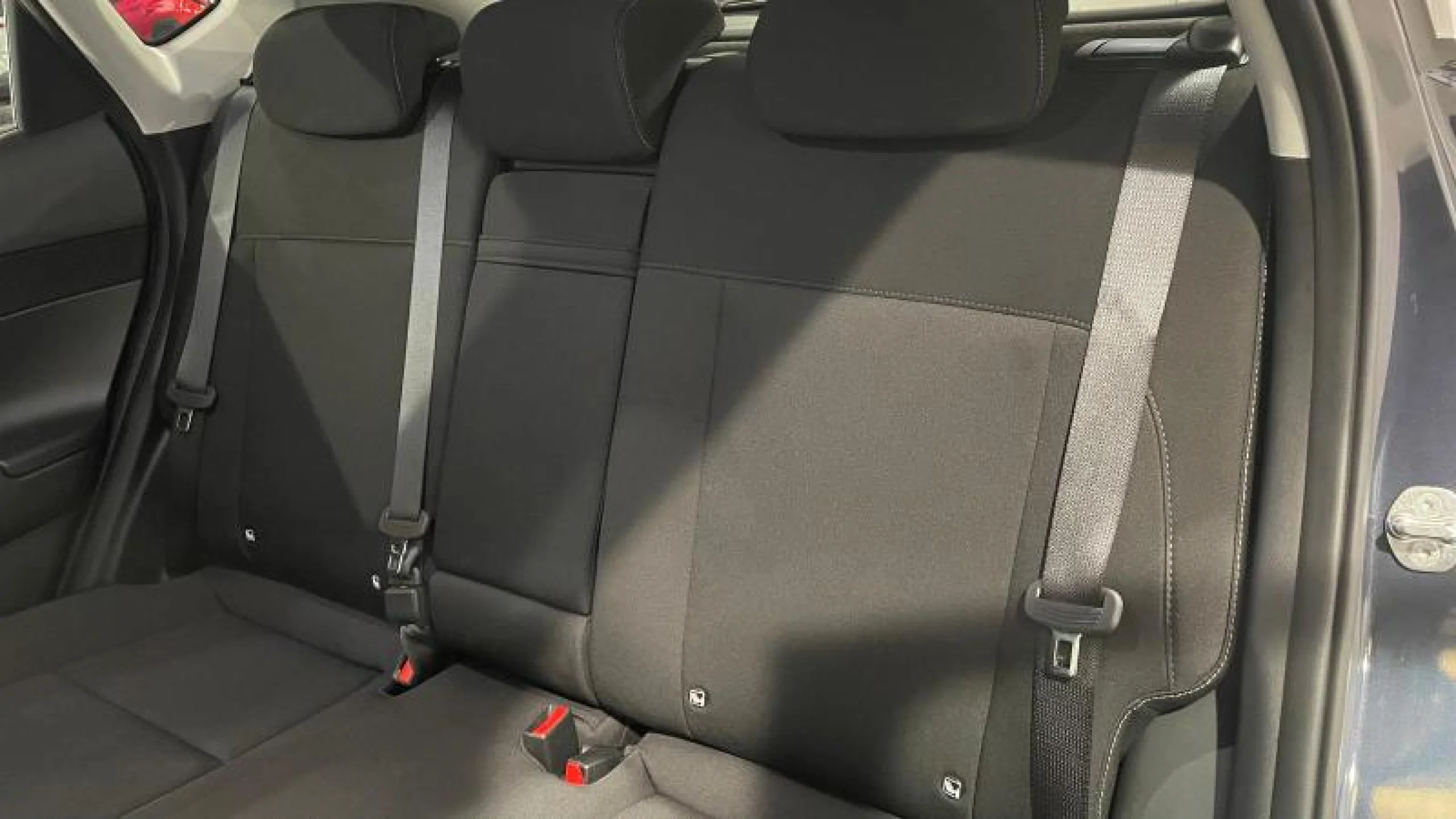 HYUNDAI KONA HEV 1.6GDI 138CV DT XLS - Foto 23