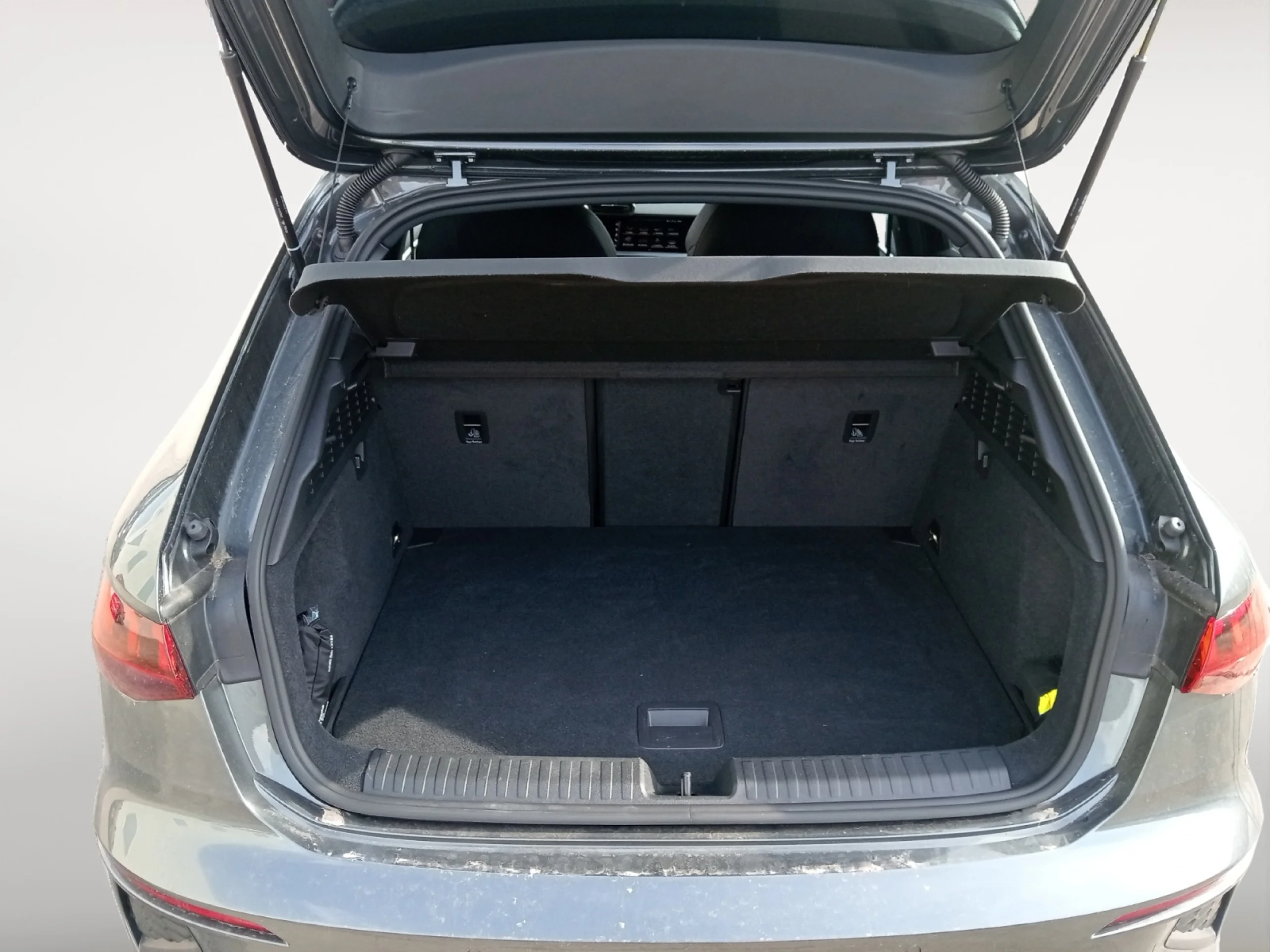 AUDI A3 SPORTBACK BLACK LINE 35 TFSI 110KW S TRO - Foto 7