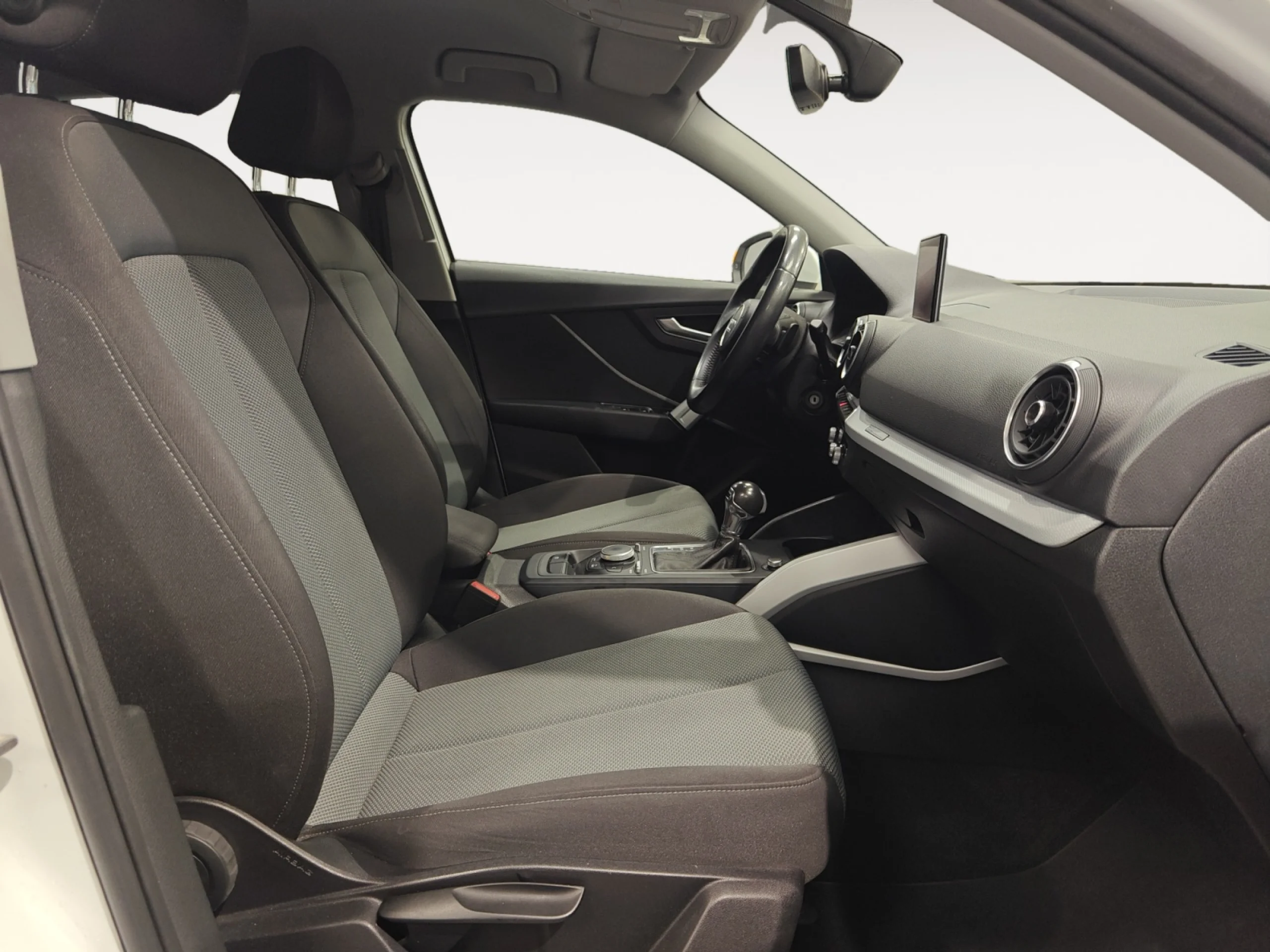 AUDI Q2 DESIGN 35 TDI 110KW (150CV) S TRONIC - Foto 5