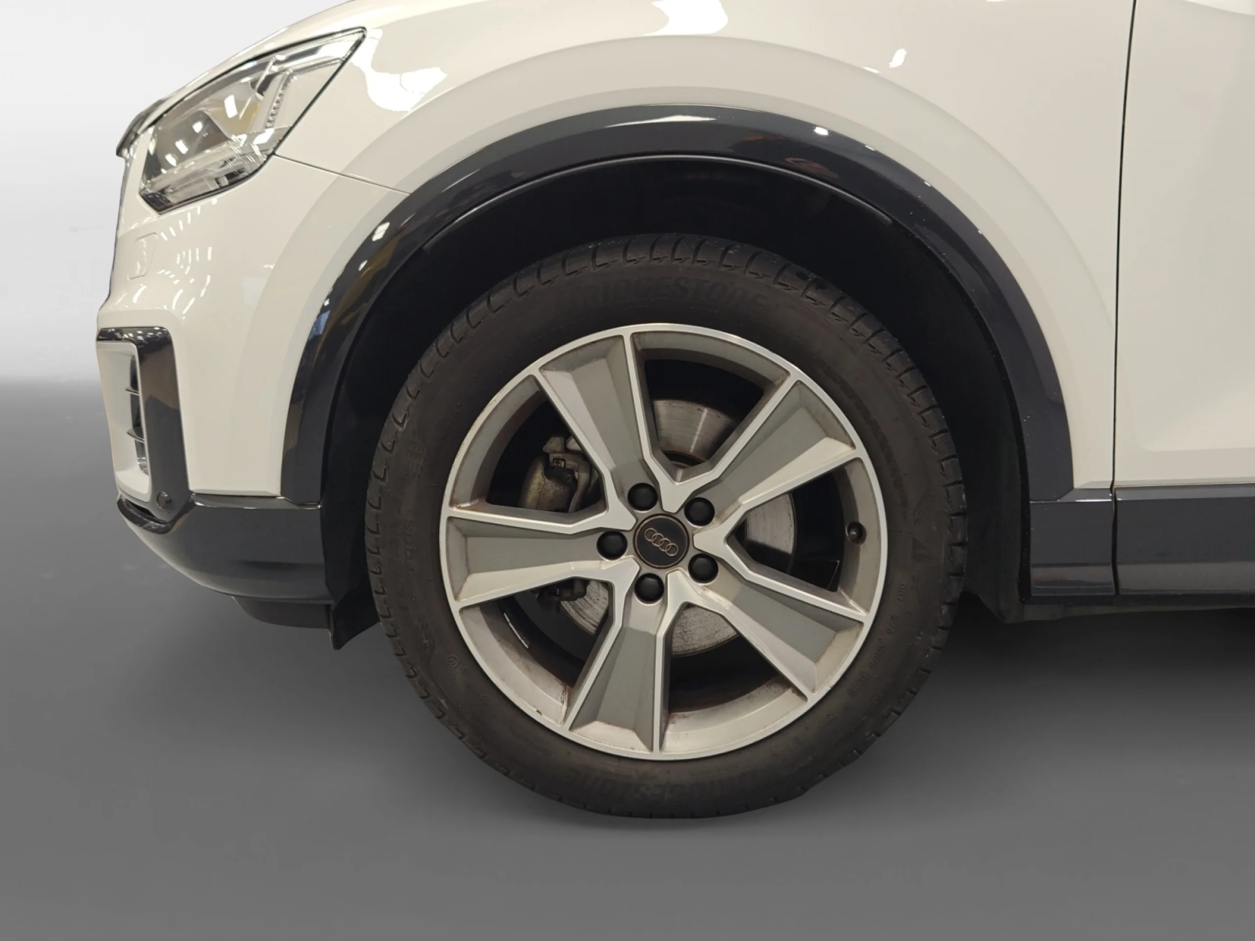 AUDI Q2 DESIGN 35 TDI 110KW (150CV) S TRONIC - Foto 8