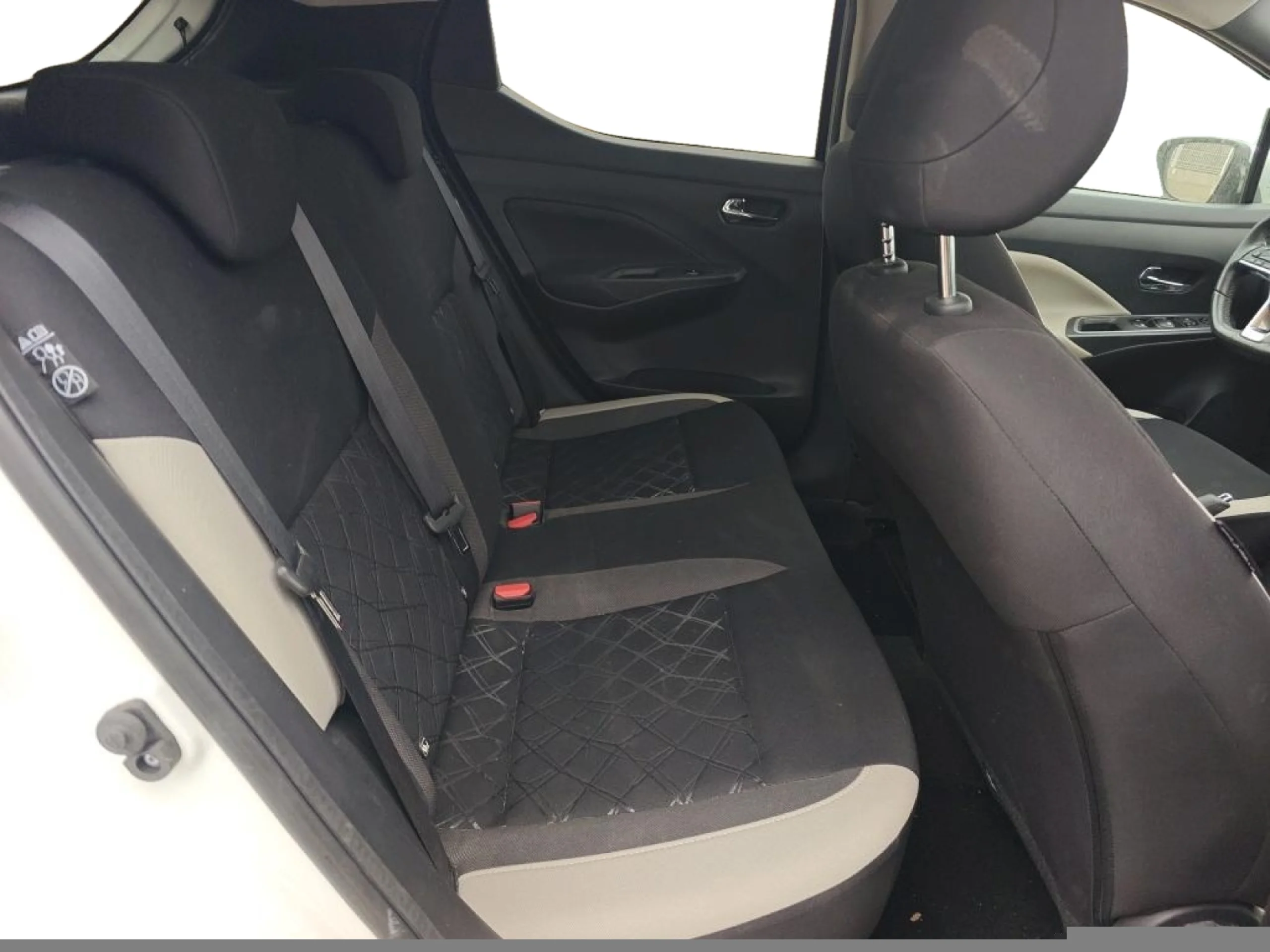 NISSAN MICRA IG T 74 KW (100 CV) E6D CVT N TEC - Foto 5