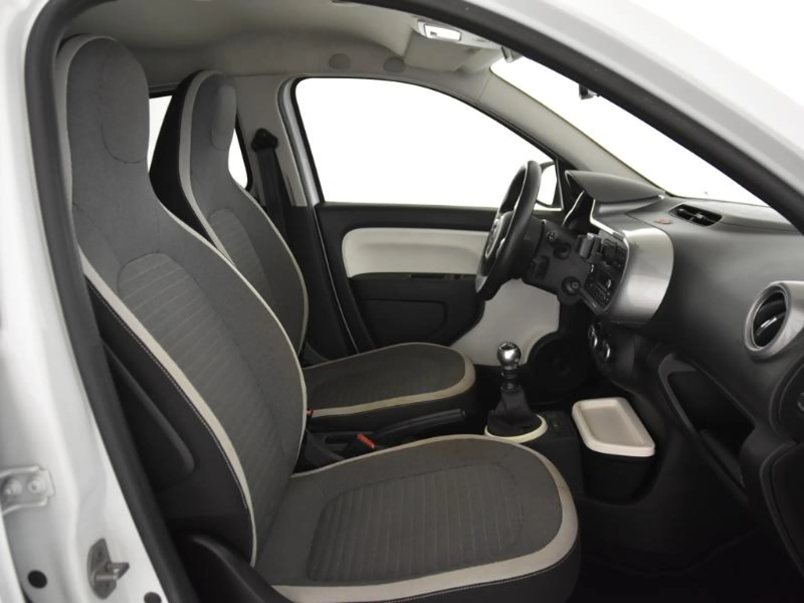 RENAULT TWINGO LIMITED TCE 66KW (90CV)  18 - Foto 5