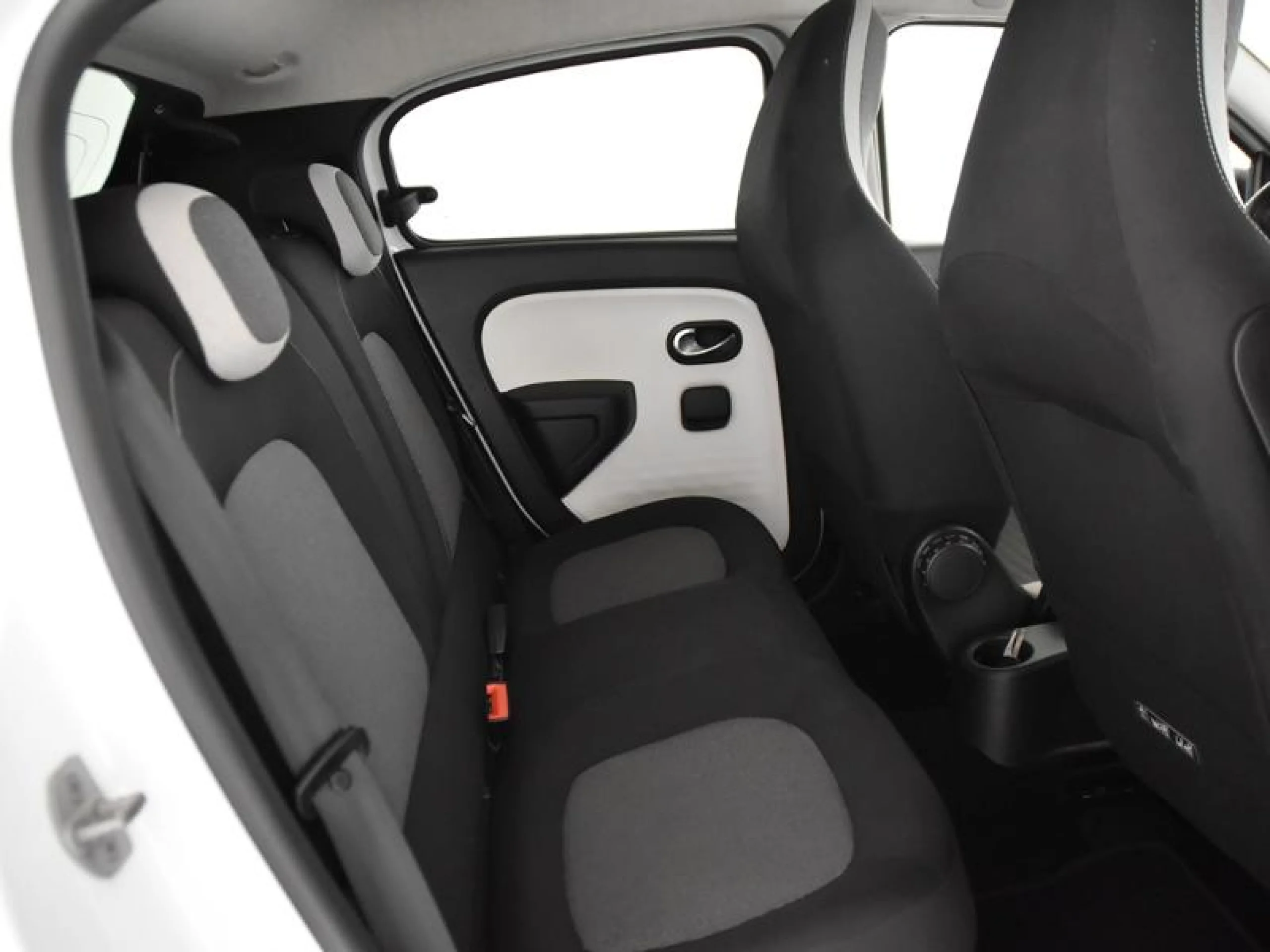 RENAULT TWINGO LIMITED TCE 66KW (90CV)  18 - Foto 6