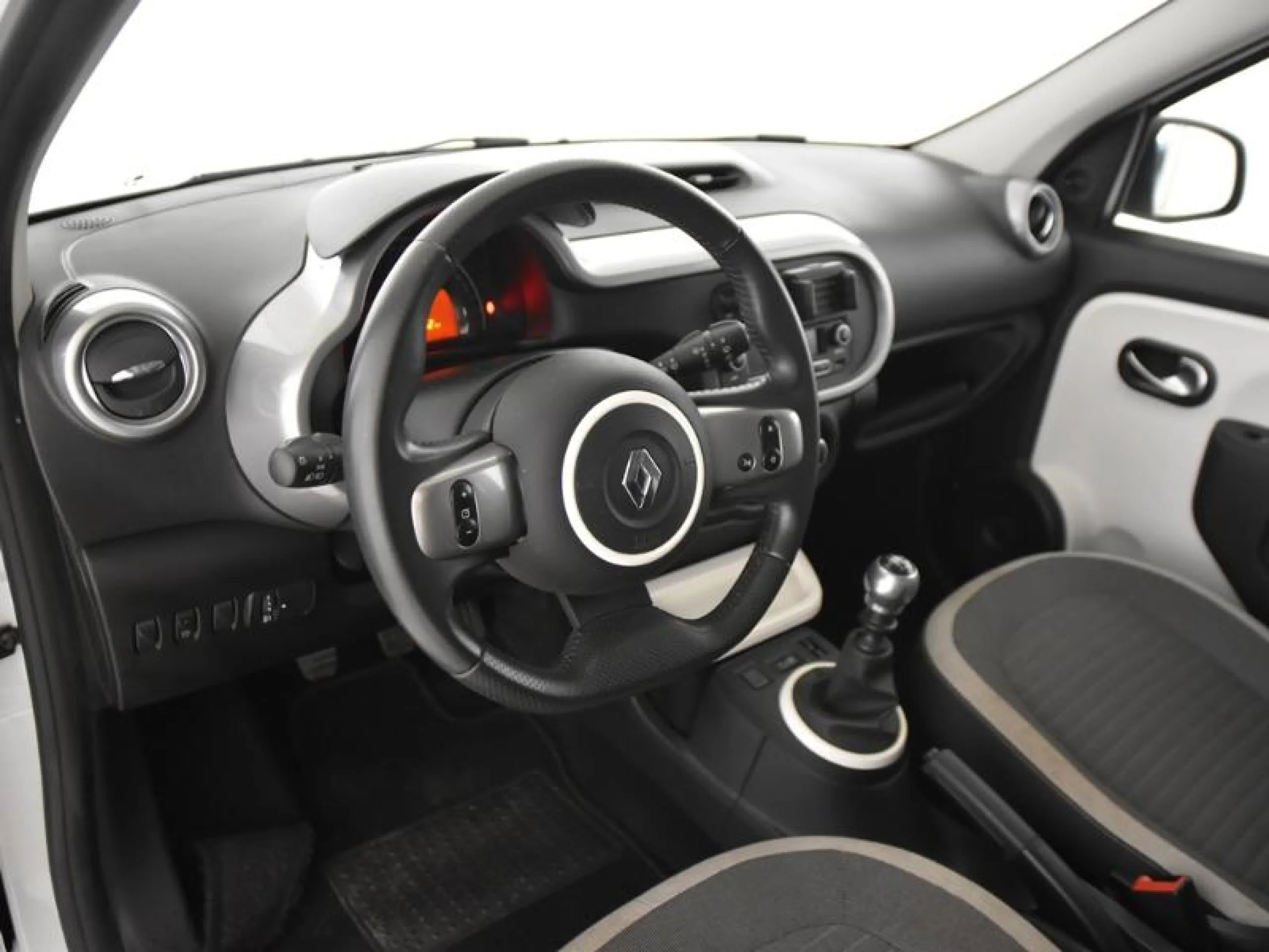 RENAULT TWINGO LIMITED TCE 66KW (90CV)  18 - Foto 9