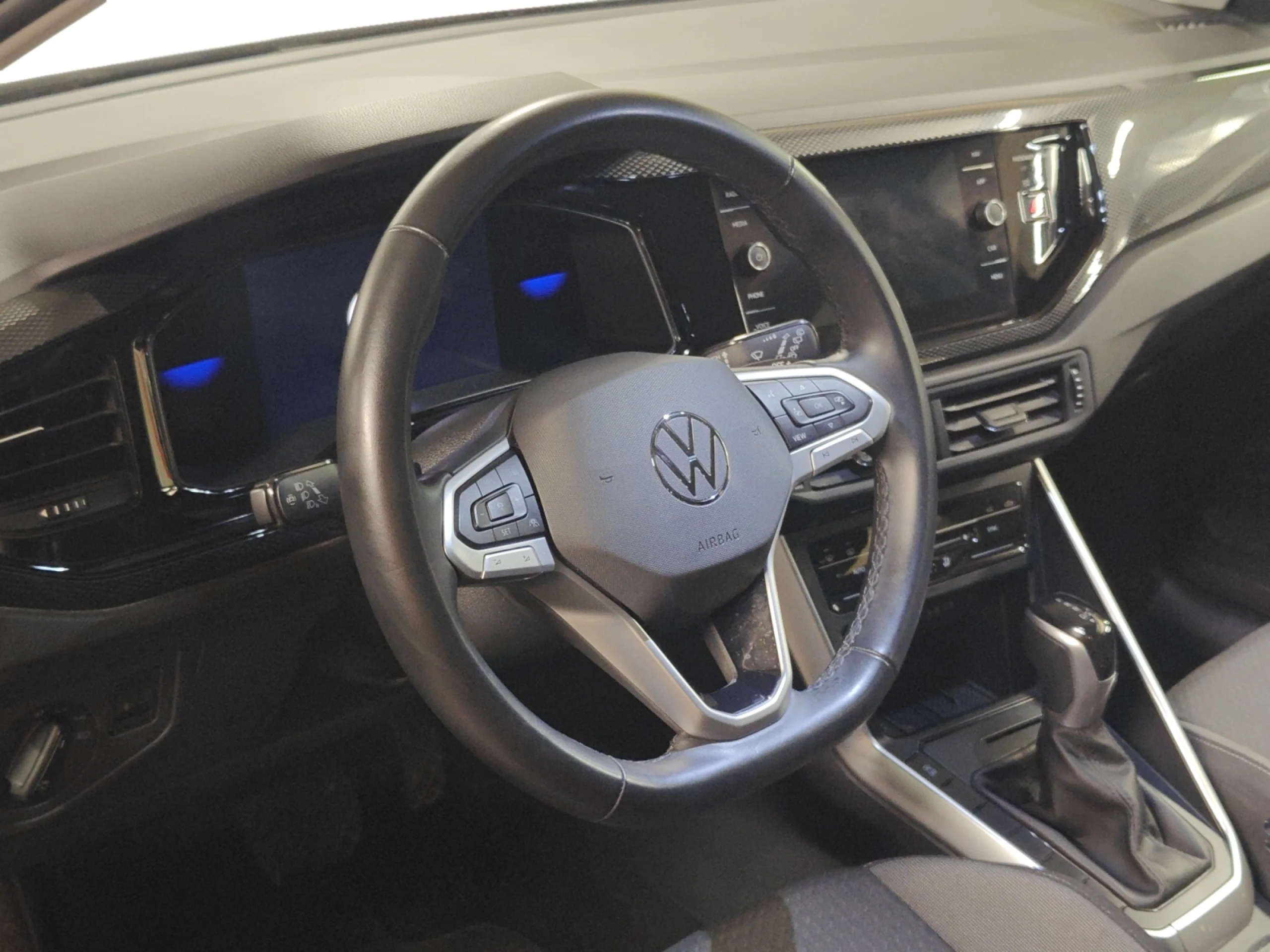 VOLKSWAGEN TAIGO ··MÁS·· 1.0 TSI 85KW (115CV) DSG - Foto 9