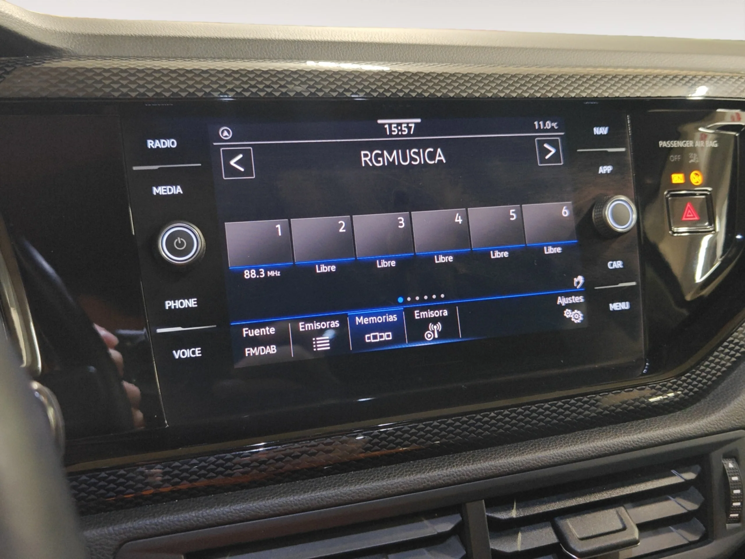 VOLKSWAGEN TAIGO ··MÁS·· 1.0 TSI 85KW (115CV) DSG - Foto 14