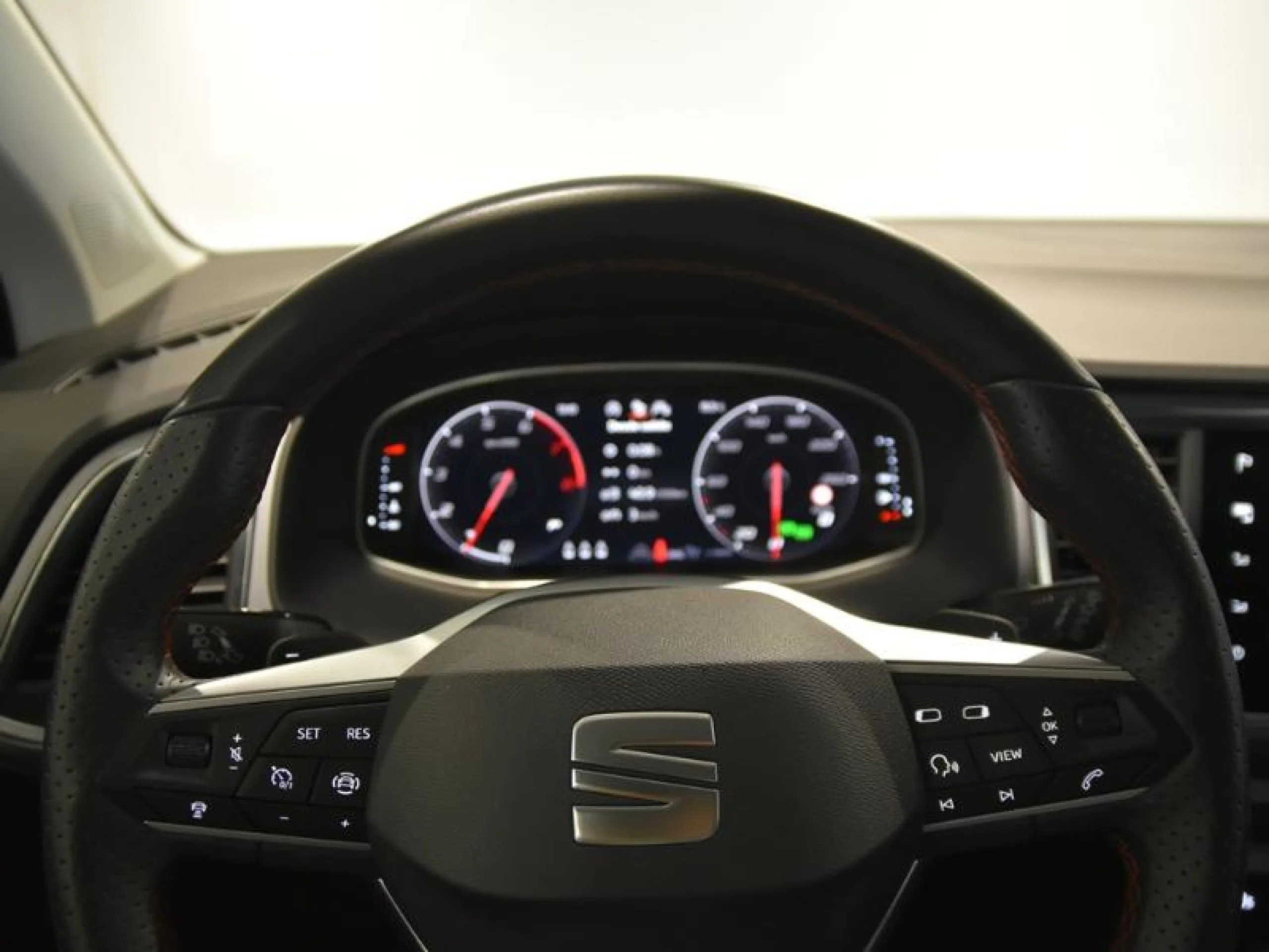 SEAT ATECA 1.5 TSI 110KW DSG FR SPECIAL EDITION - Foto 16