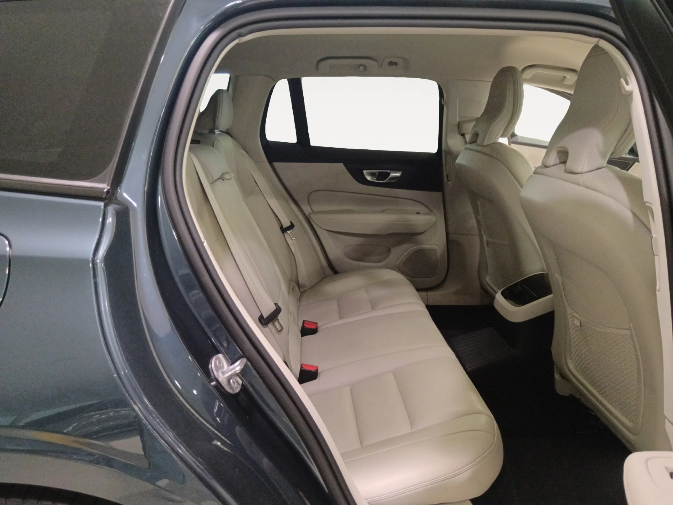 VOLVO V60 2.0 T6 AWD RECHARGE PLUS DARK AUTO - Foto 6