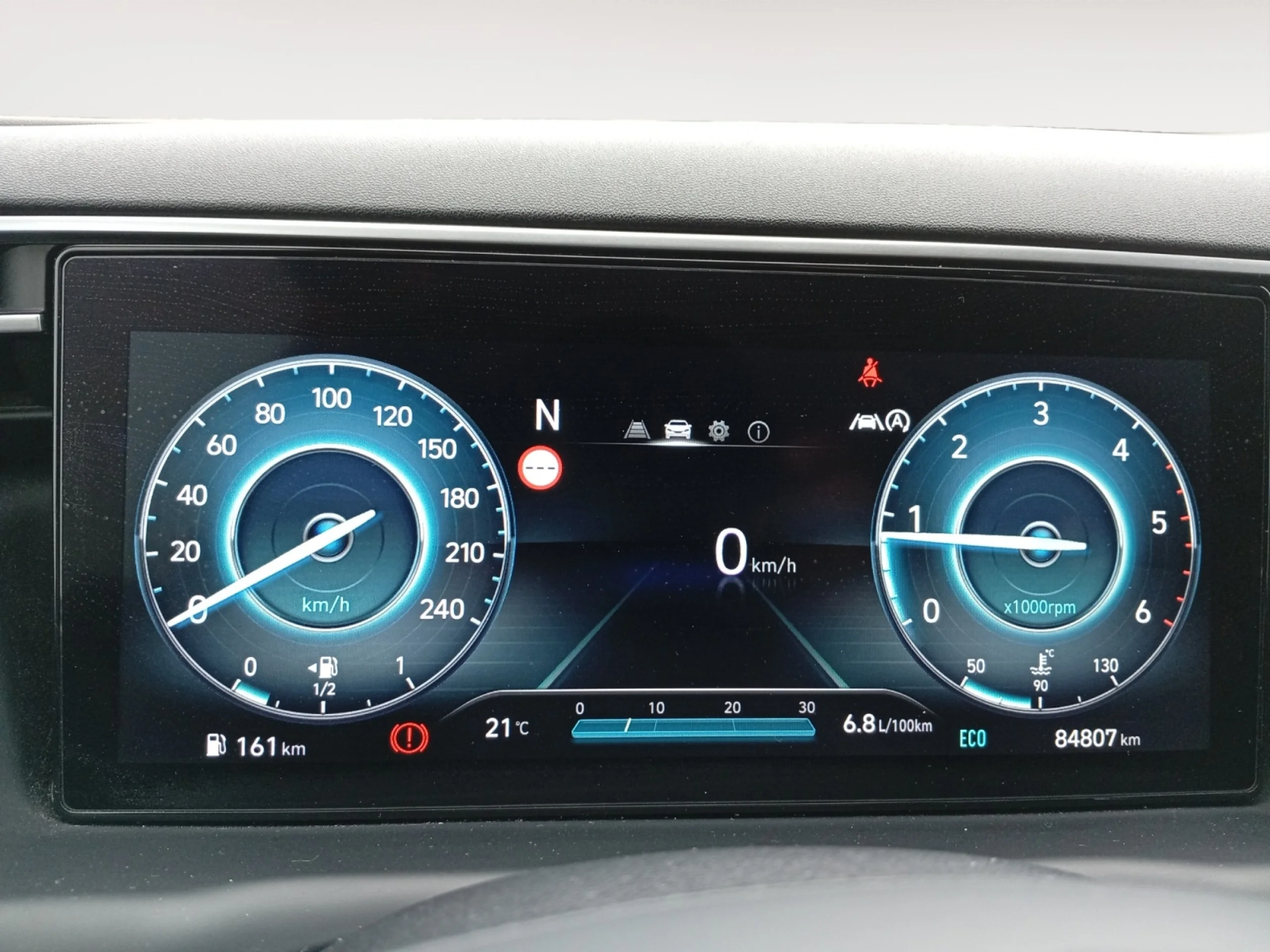 HYUNDAI TUCSON 1.6 CRDI 100KW (136CV) 48V TECNO 2C - Foto 10