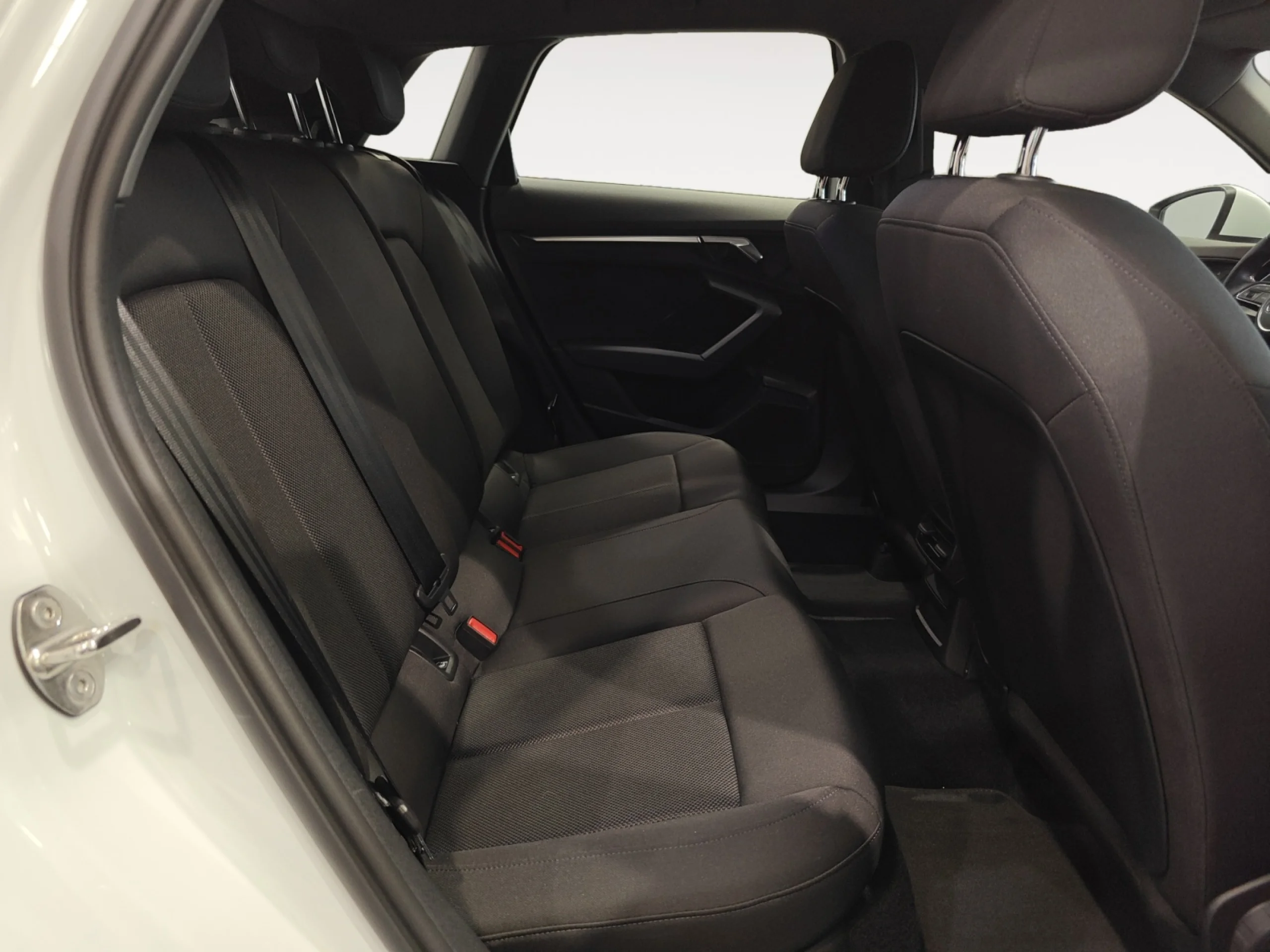 AUDI A3 SPORTBACK ADVANCED 30 TFSI 81KW (110CV) - Foto 6
