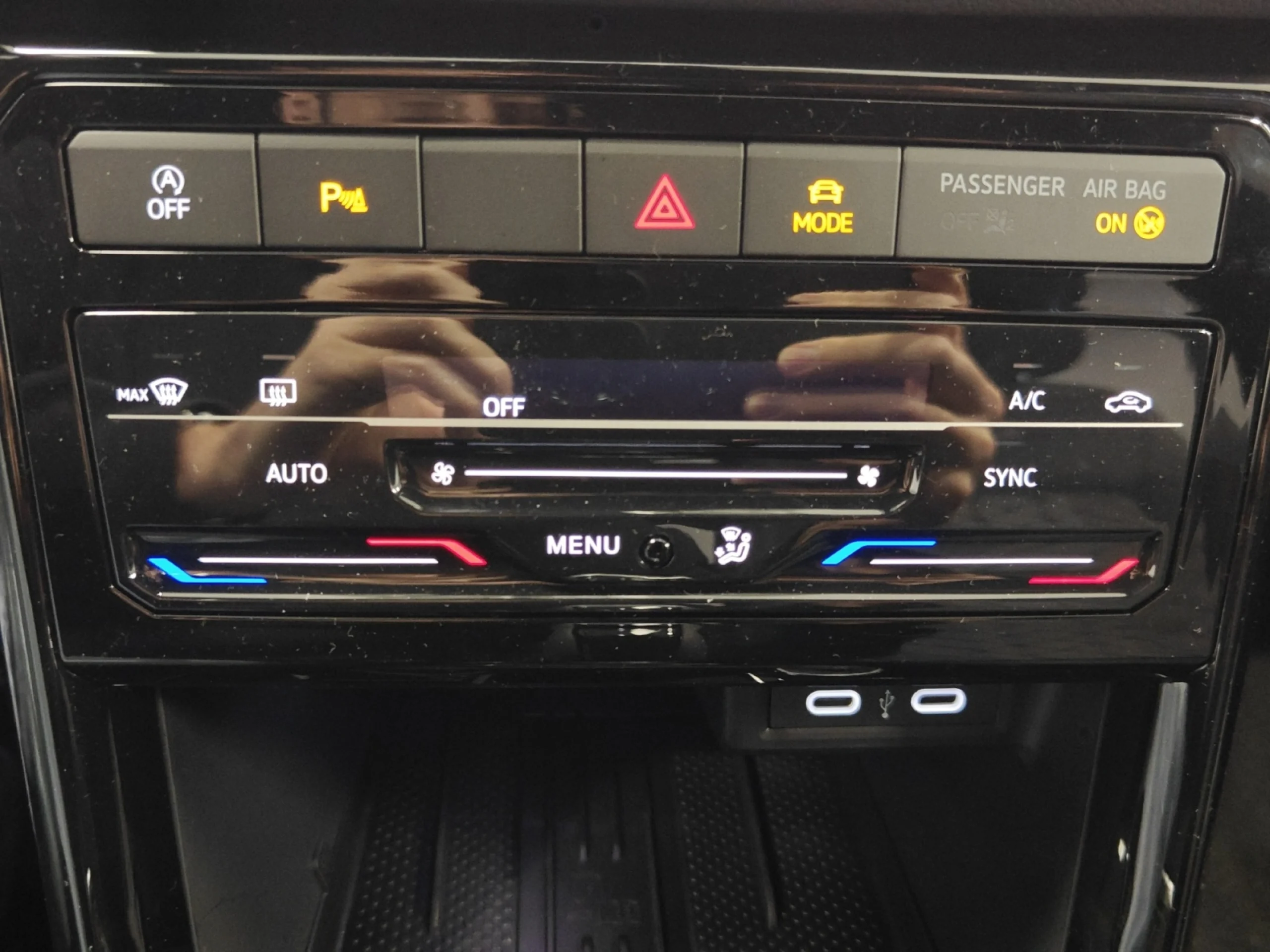 VOLKSWAGEN T CROSS R LINE 1.0 TSI 85KW (116CV) DSG - Foto 20