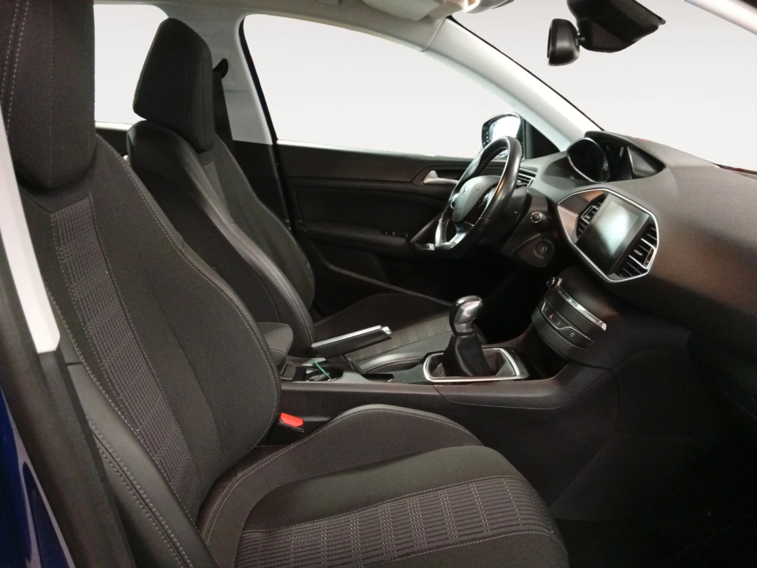 PEUGEOT 308 1.2 110CV - Foto 5