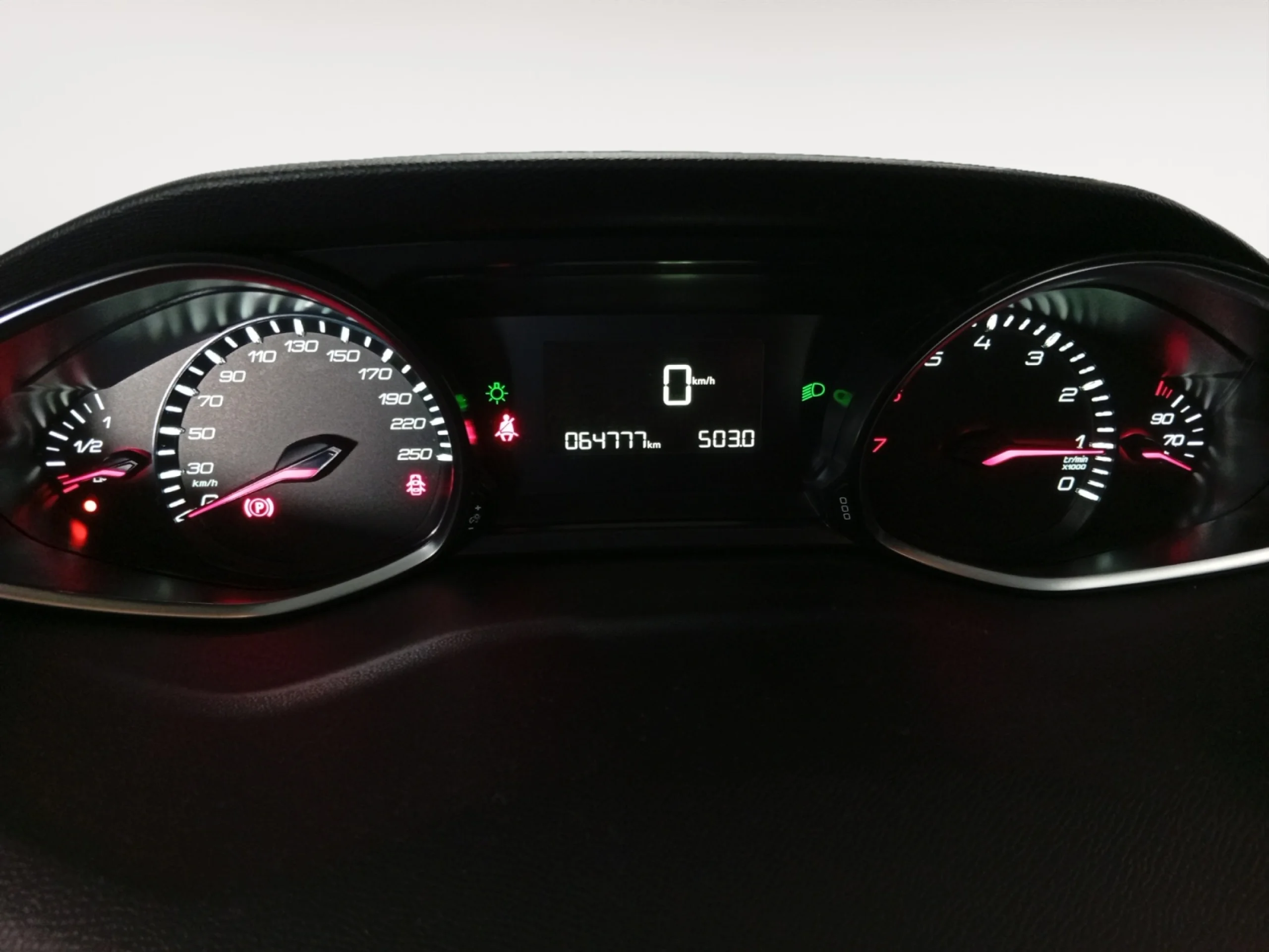 PEUGEOT 308 1.2 110CV - Foto 7