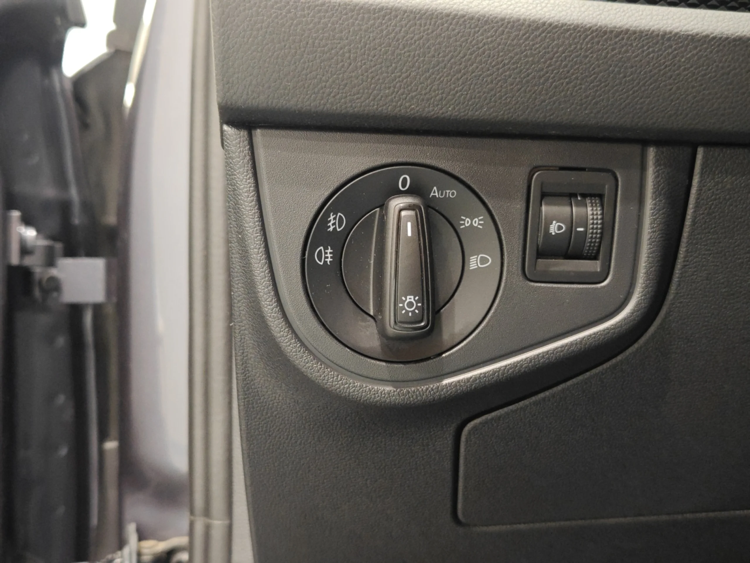 VOLKSWAGEN TAIGO LIFE 1.0 TSI 81KW (110CV) DSG - Foto 12