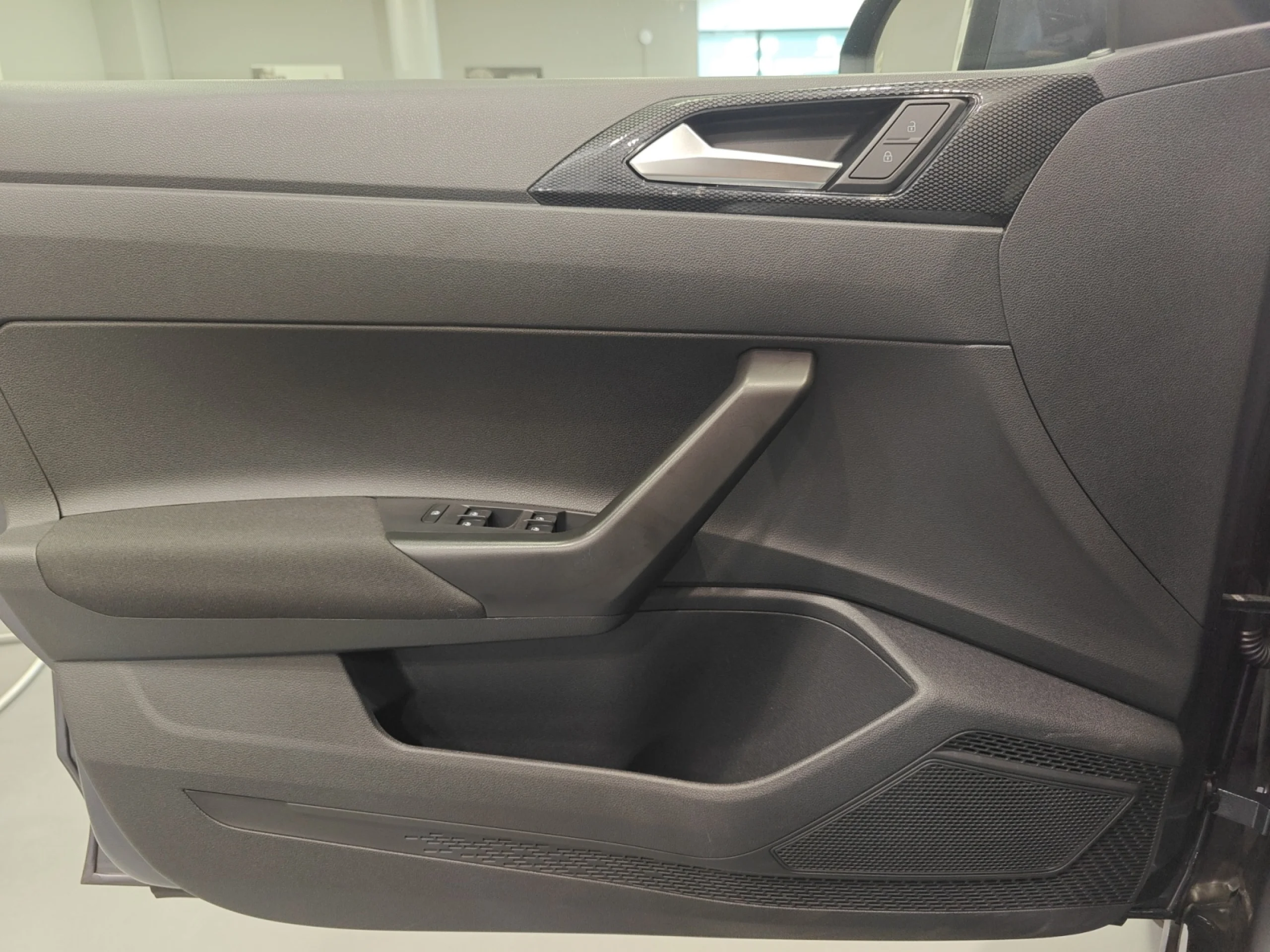 VOLKSWAGEN TAIGO LIFE 1.0 TSI 81KW (110CV) DSG - Foto 13