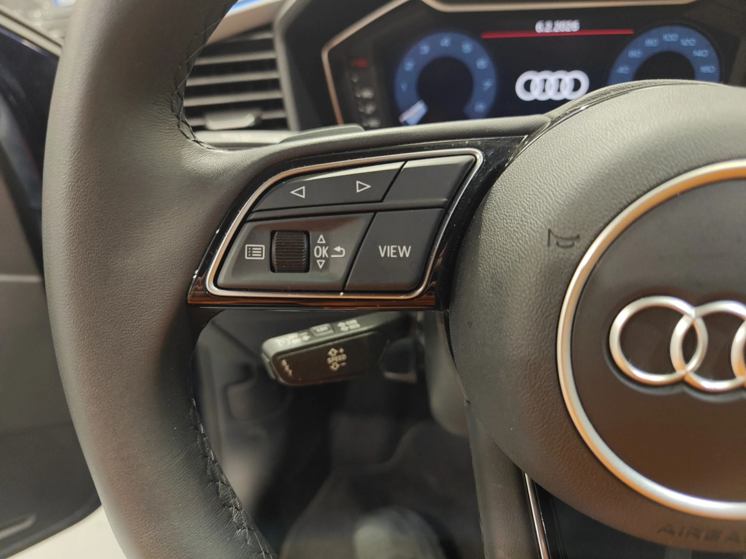 AUDI A1 SPORTBACK ADRENAL BLACK 30TFSI 85KW S TR - Foto 11