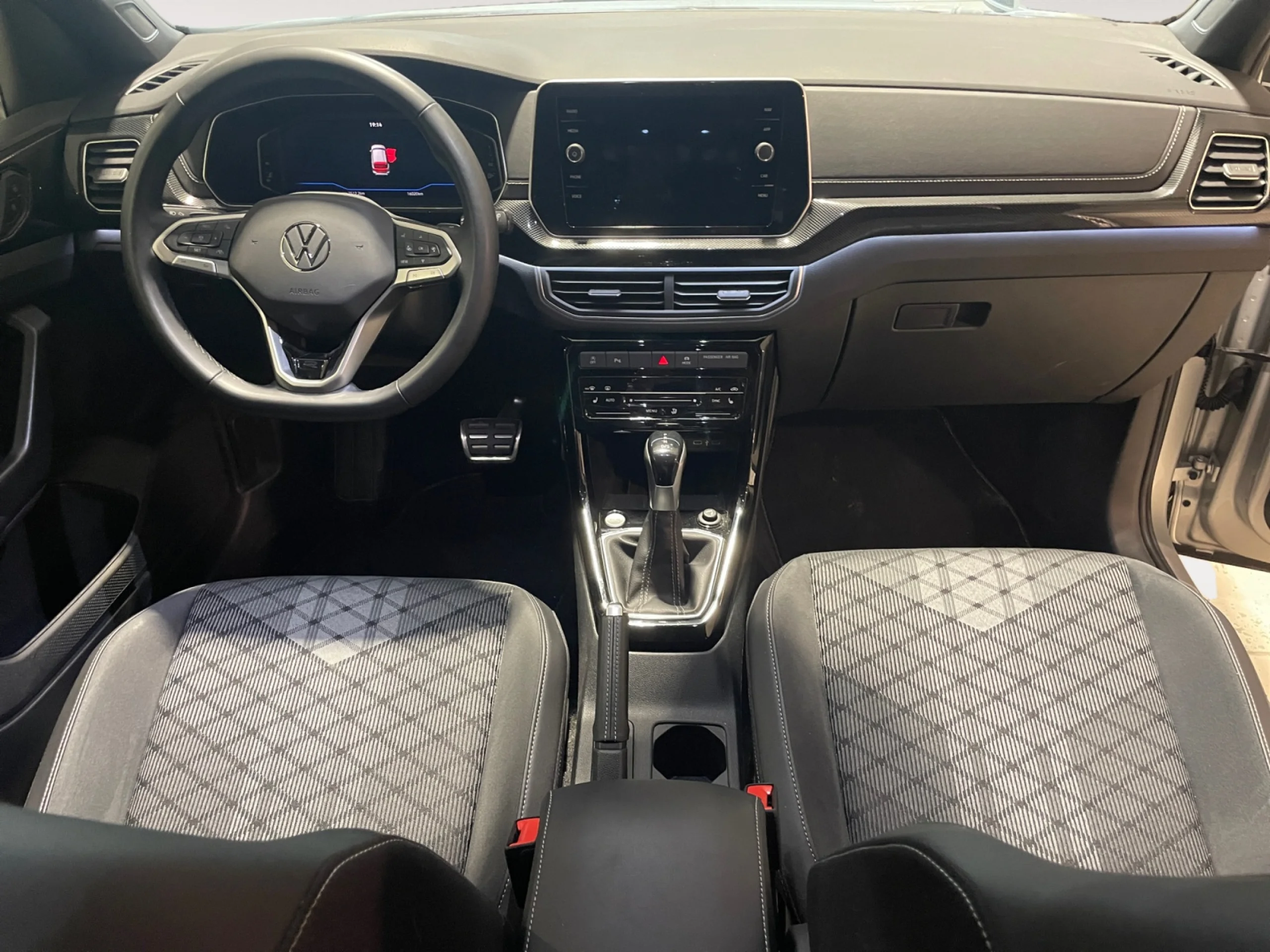 VOLKSWAGEN T CROSS R LINE 1.5 TSI 110KW (150CV) DSG - Foto 4