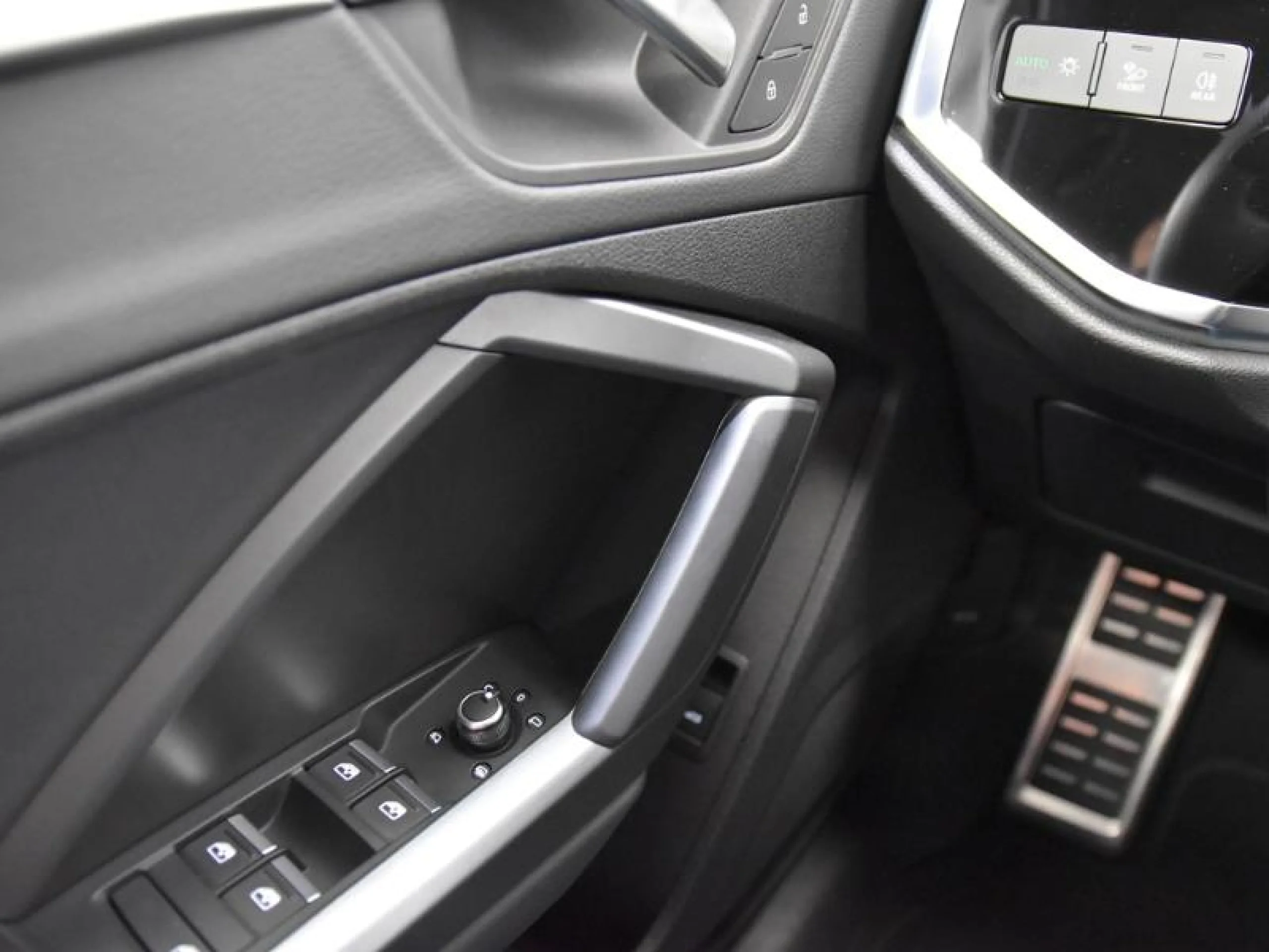 AUDI Q3 S LINE 35 TDI 110KW (150CV) S TRONIC - Foto 18