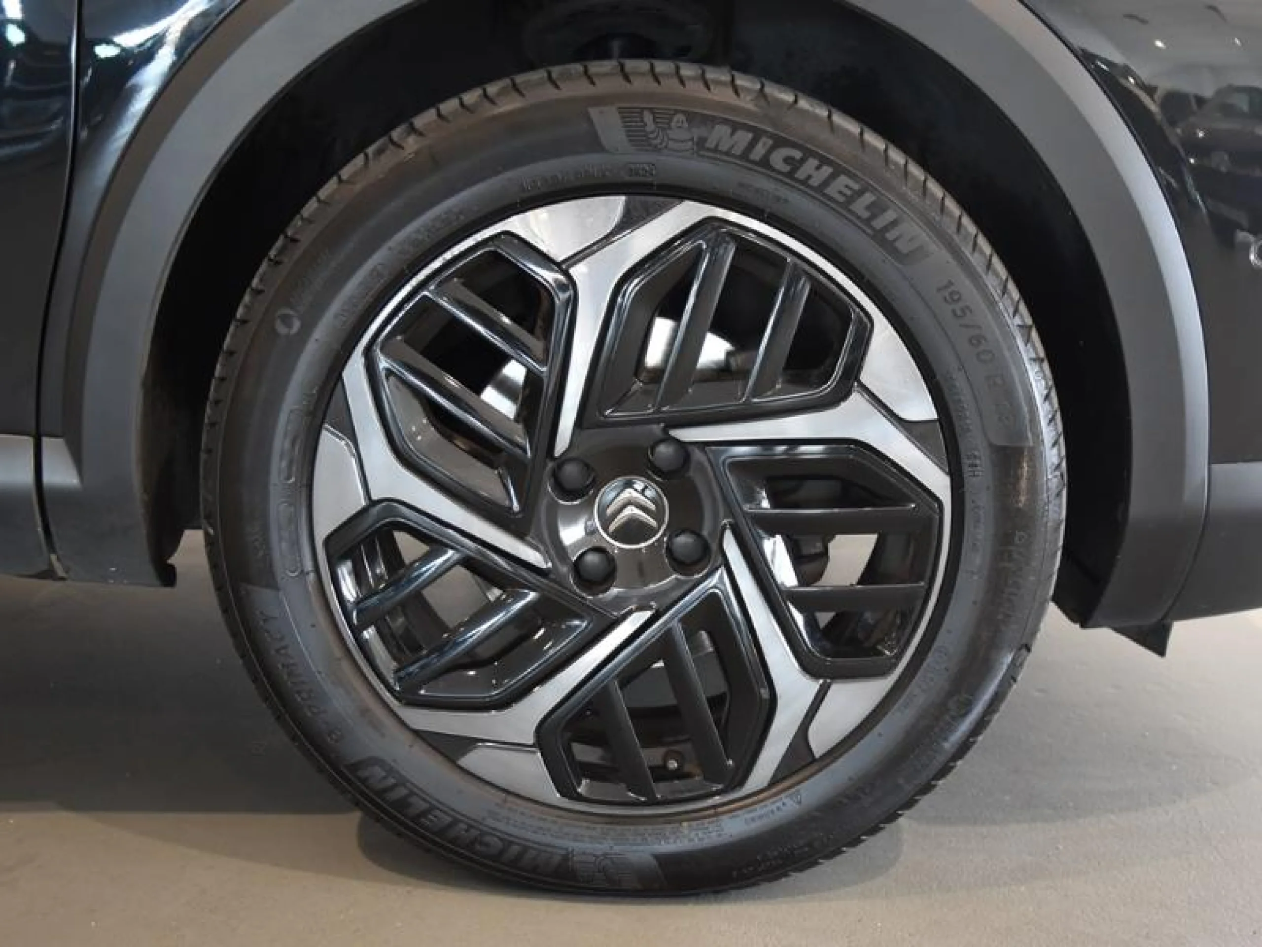 CITROEN C4 PURETECH 100 S&S 6V LIVE PACK - Foto 8