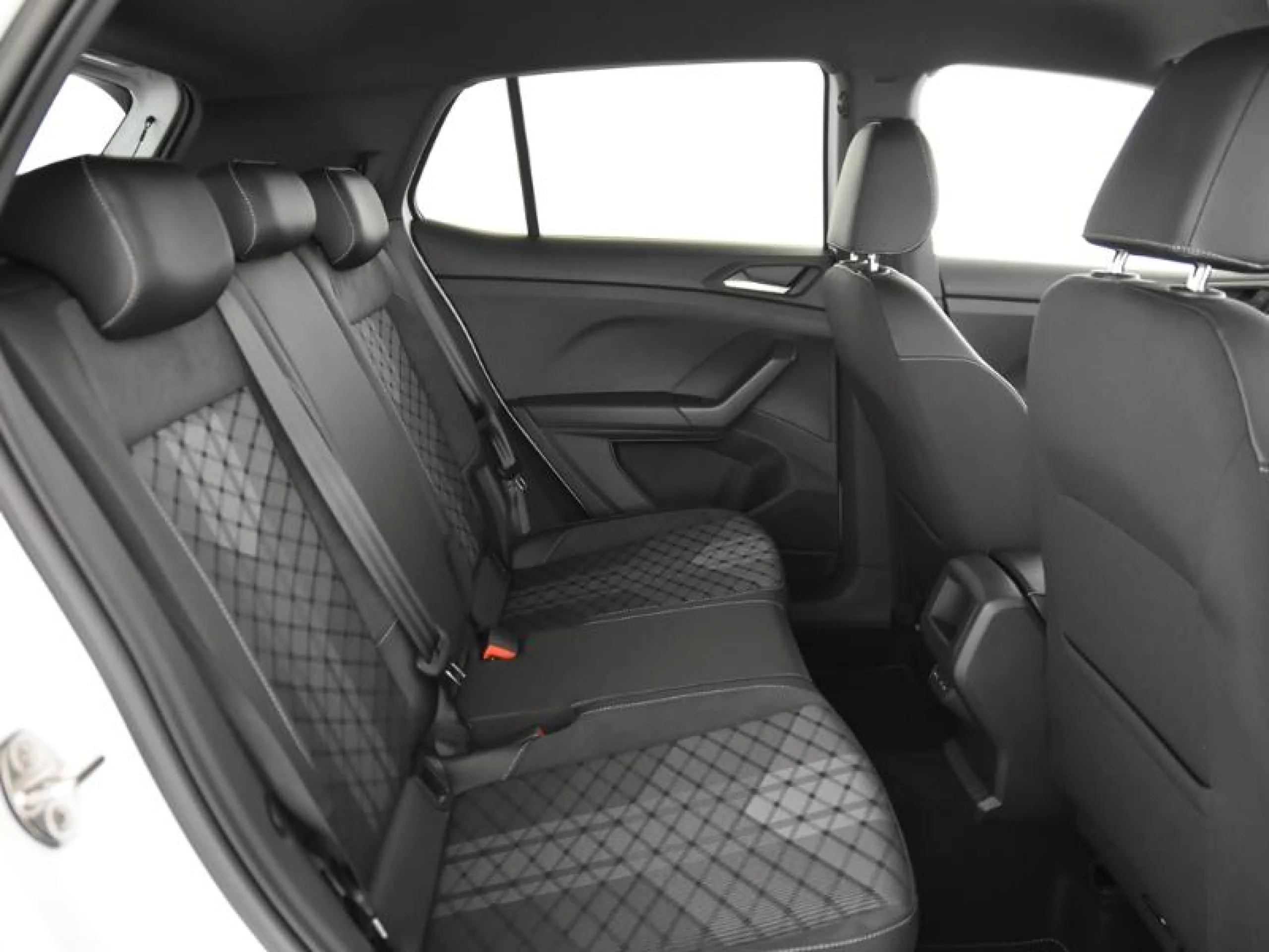 VOLKSWAGEN T CROSS T CROSS R LINE  1.0 TSI 85 KW (116 CV)  6 VEL. - Foto 6