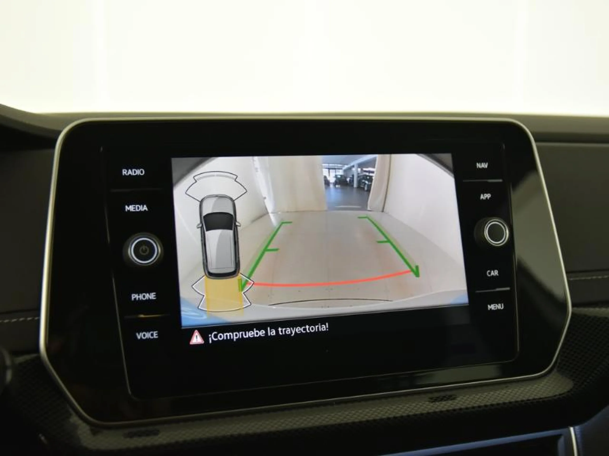 VOLKSWAGEN T CROSS T CROSS R LINE  1.0 TSI 85 KW (116 CV)  6 VEL. - Foto 13