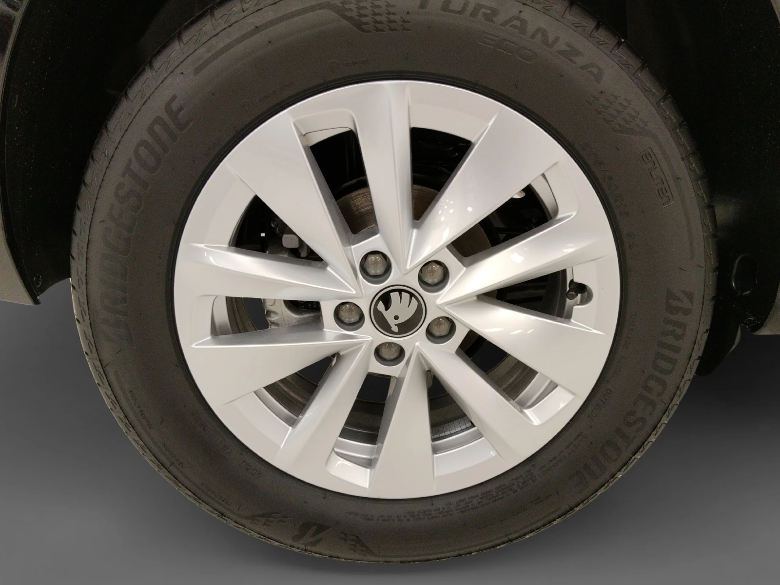 SKODA KAMIQ 1.0 TSI 85KW (115CV) GO - Foto 8