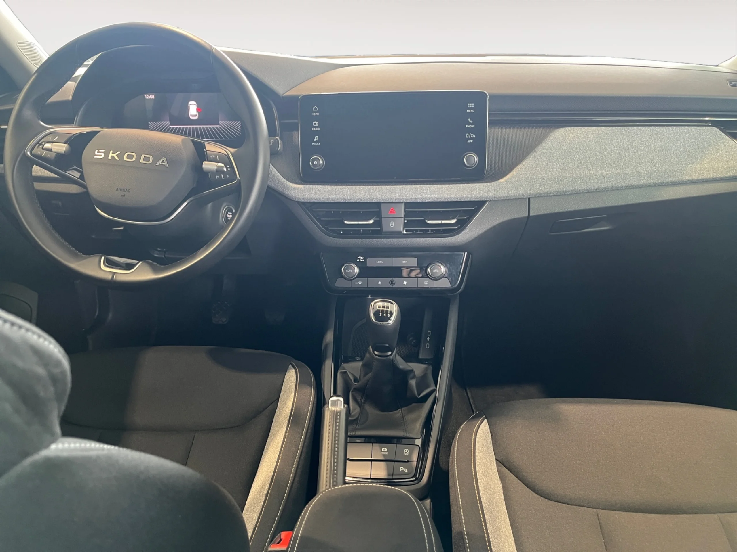 SKODA KAMIQ 1.0 TSI 85KW (115CV) SELECTION - Foto 4