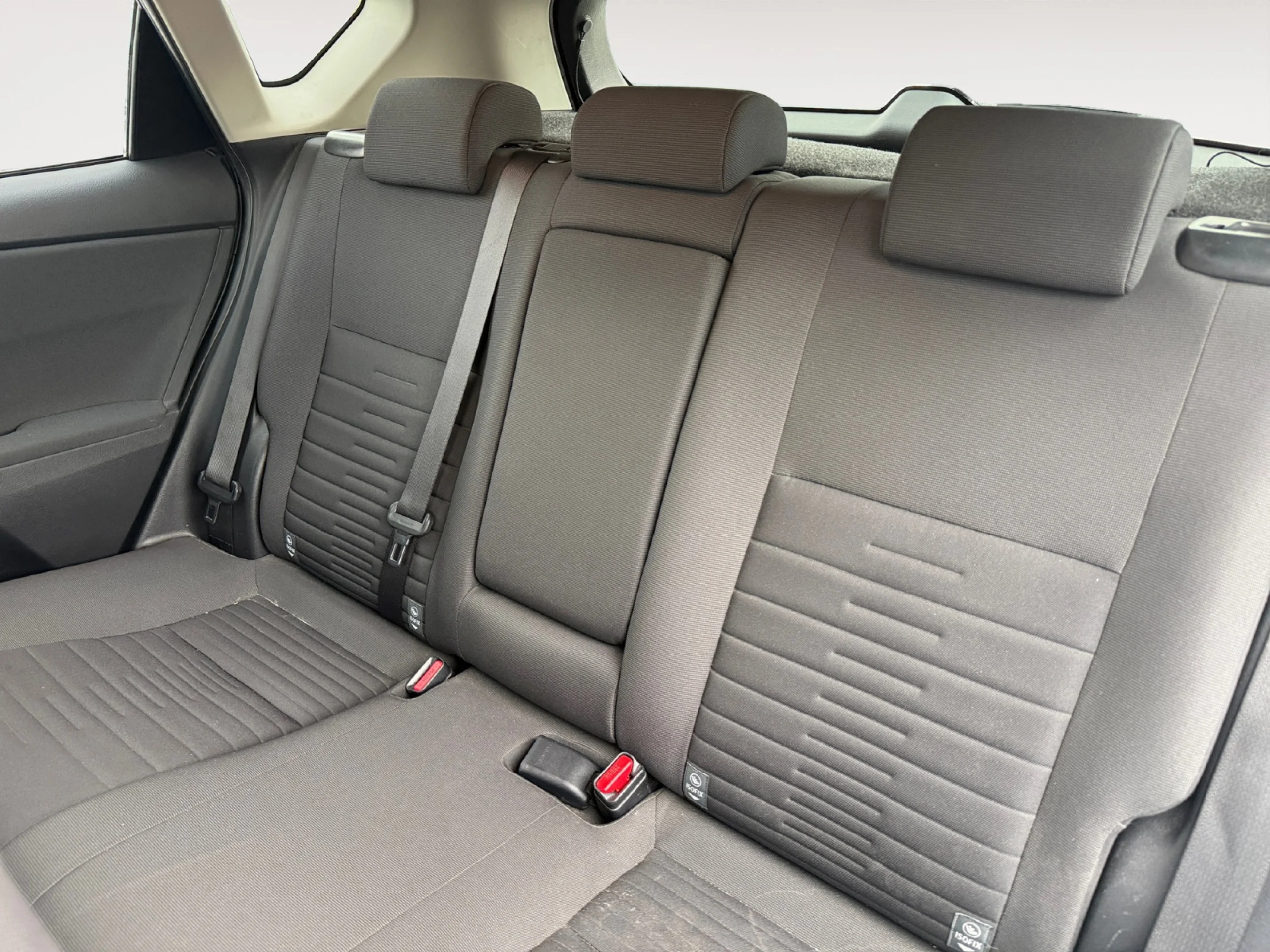 TOYOTA Auris 1.8 140H HYBRID ACTIVE - Foto 6
