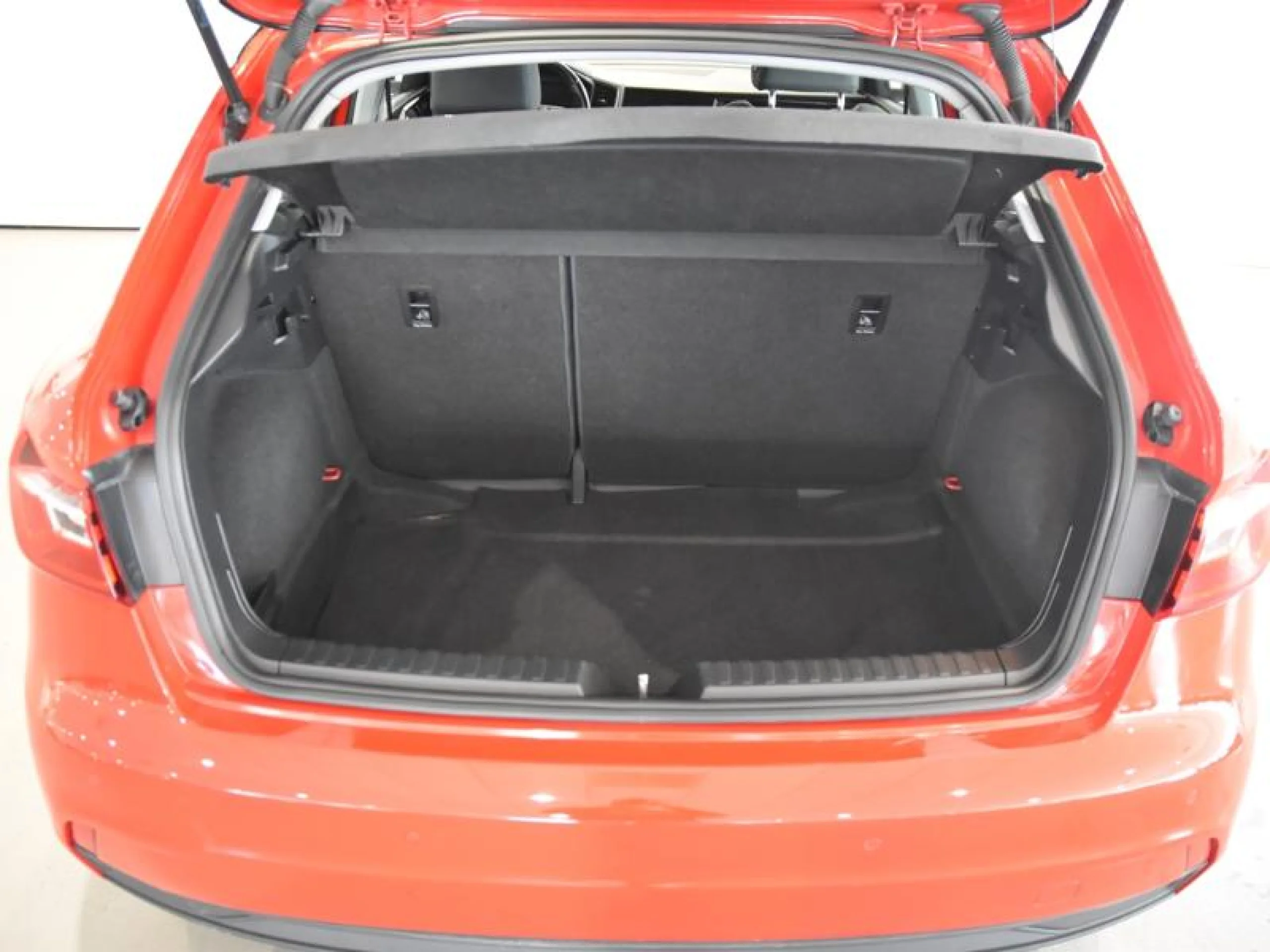 AUDI A1 SPORTBACK ADRENALIN 30 TFSI 85KW (116CV) - Foto 7