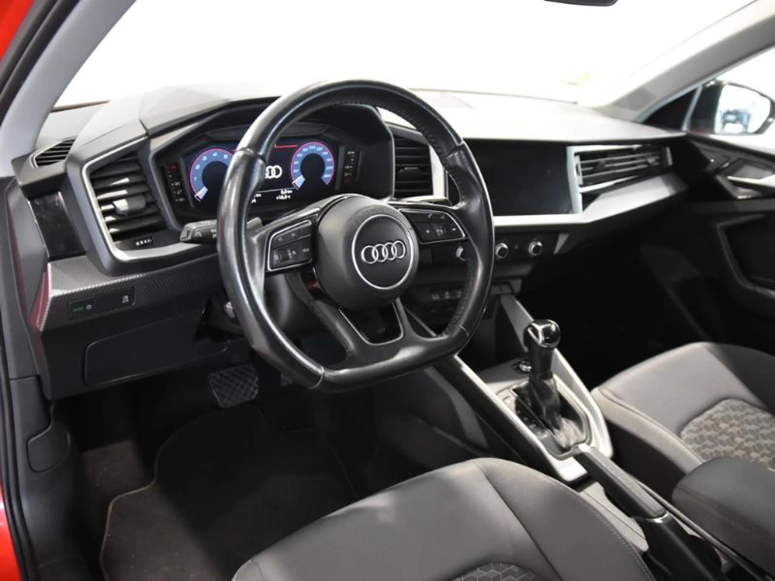 AUDI A1 SPORTBACK ADRENALIN 30 TFSI 85KW (116CV) - Foto 9