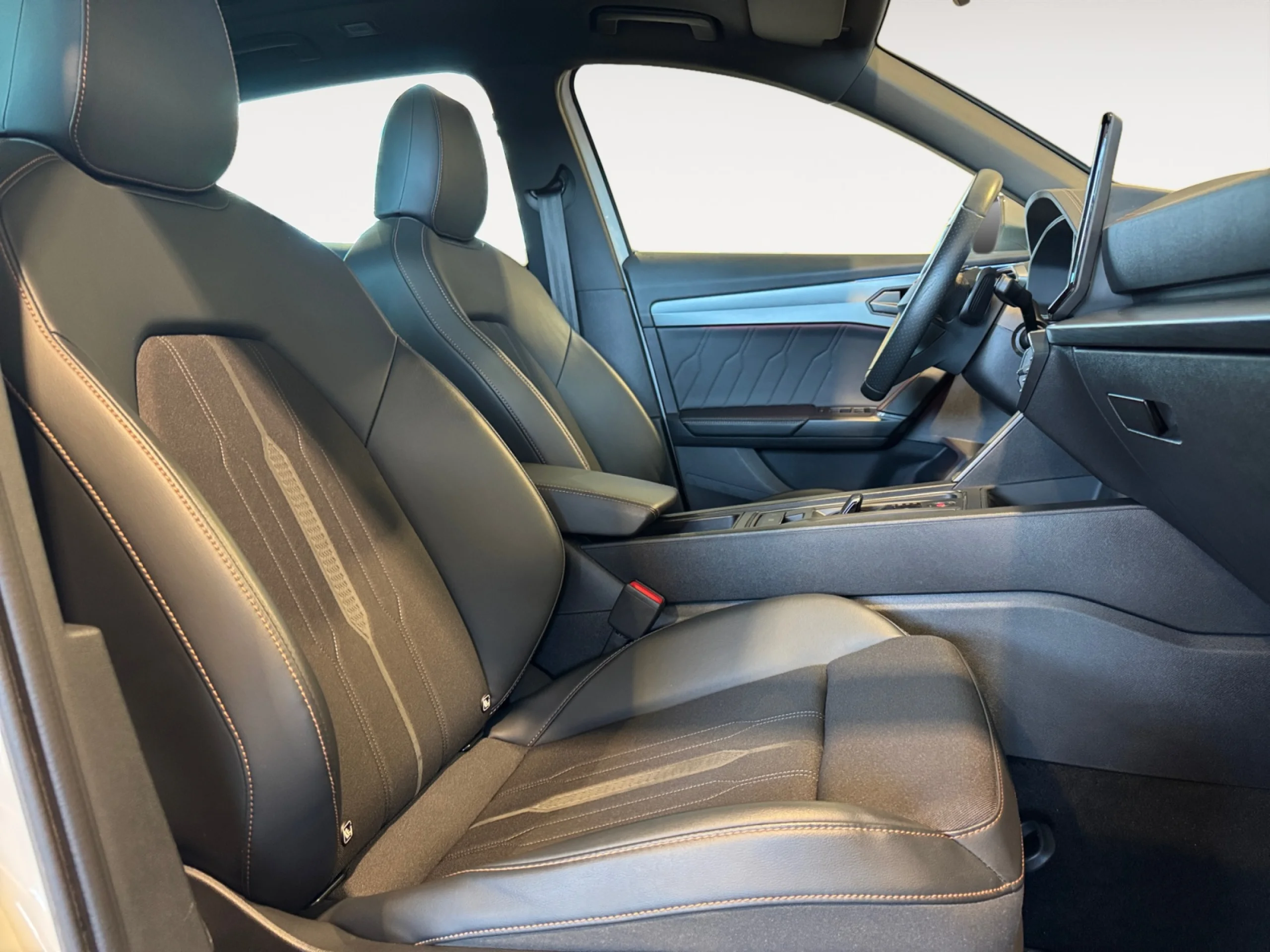 CUPRA FORMENTOR 1.5 TSI 110KW (150 CV) DSG - Foto 5