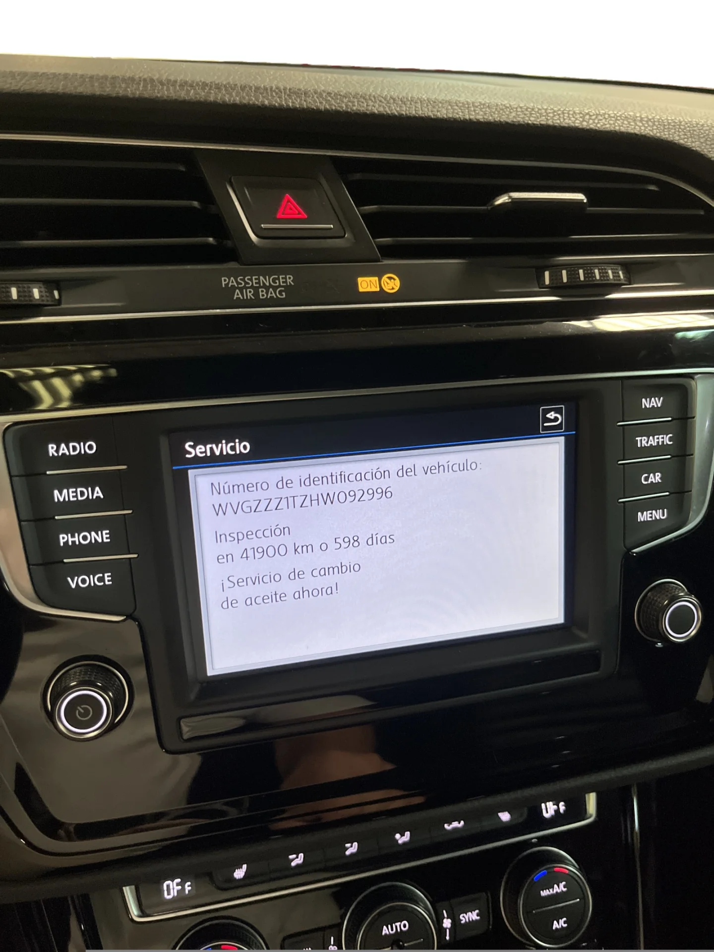 VOLKSWAGEN TOURAN SPORT 1.6 TDI SCR 115CV BMT - Foto 8