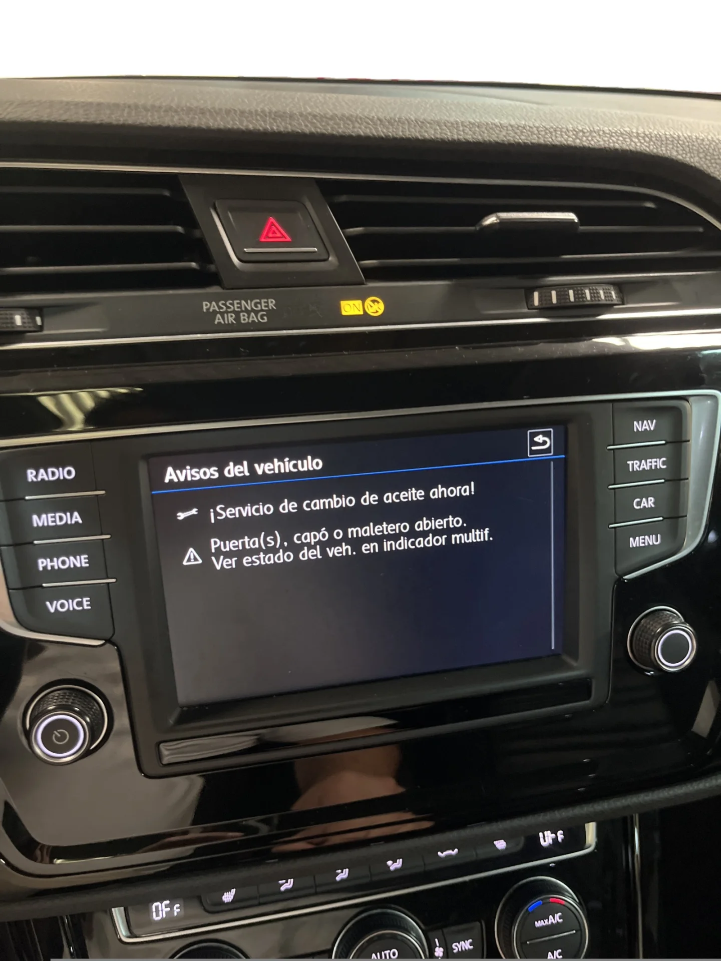 VOLKSWAGEN TOURAN SPORT 1.6 TDI SCR 115CV BMT - Foto 9