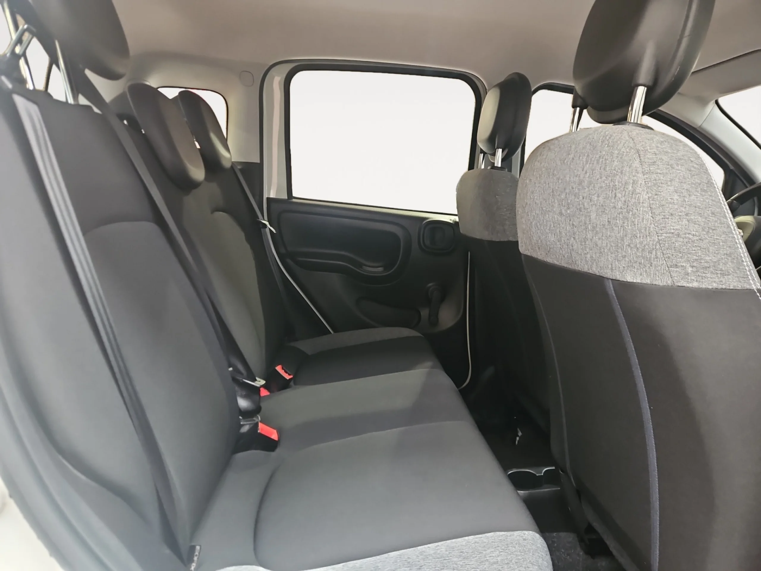 FIAT PANDA CITY LIFE HYBRID 1.0 GSE 51KW (70CV) - Foto 6