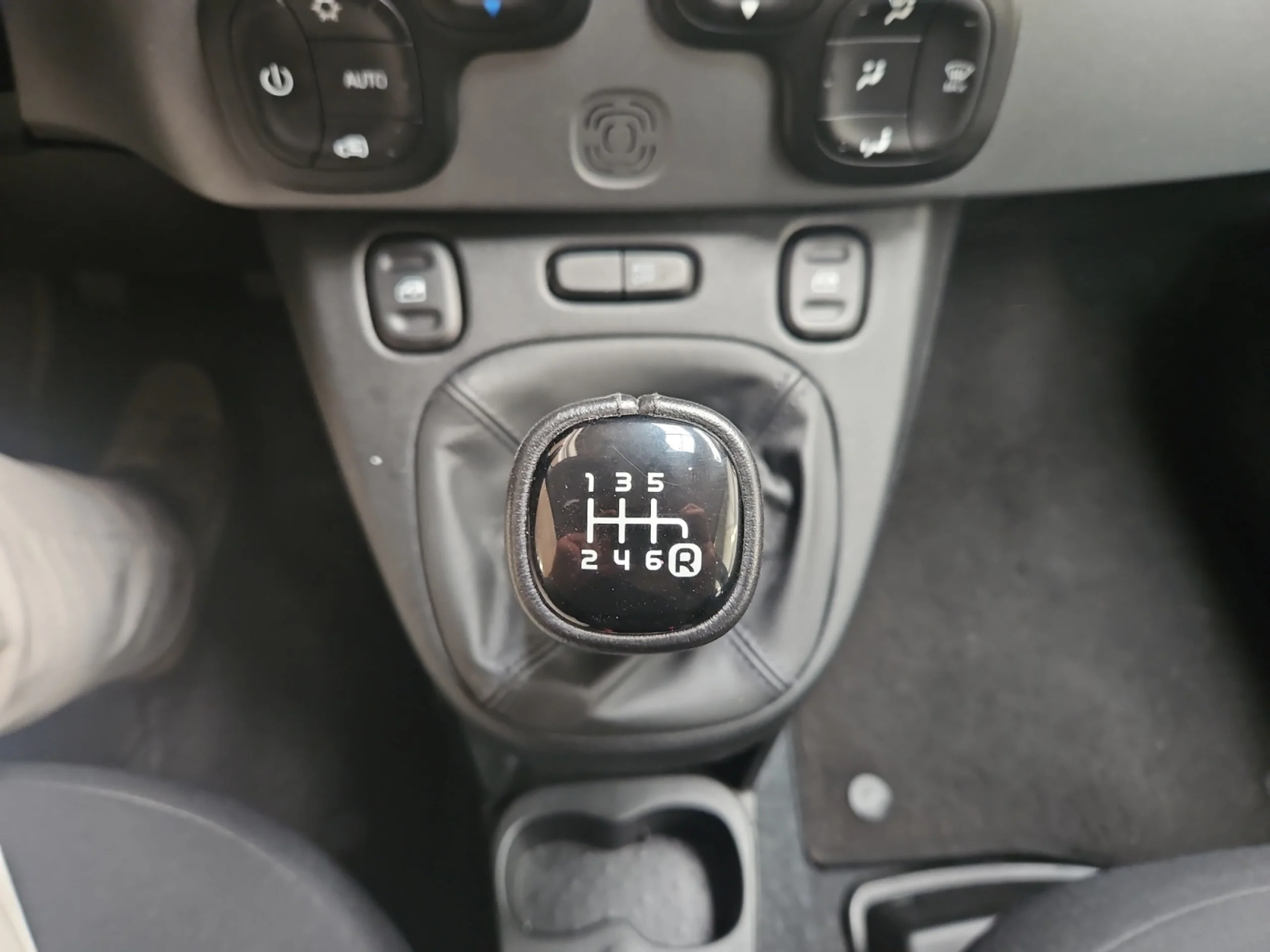 FIAT PANDA CITY LIFE HYBRID 1.0 GSE 51KW (70CV) - Foto 11