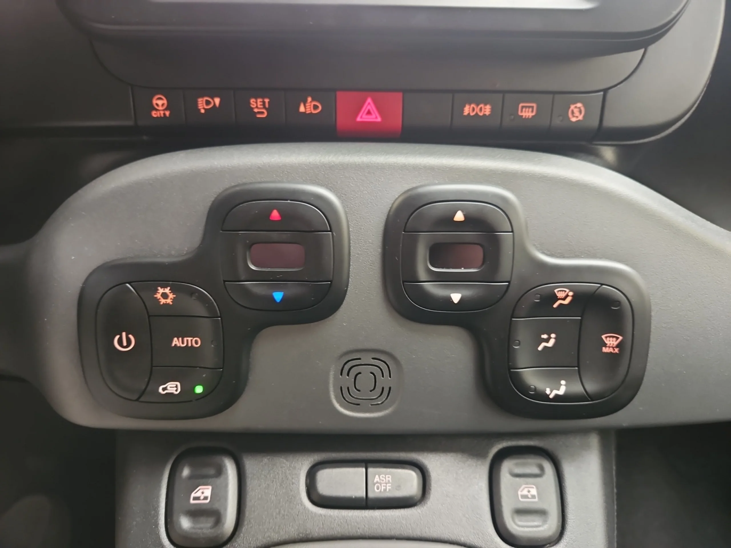 FIAT PANDA CITY LIFE HYBRID 1.0 GSE 51KW (70CV) - Foto 14