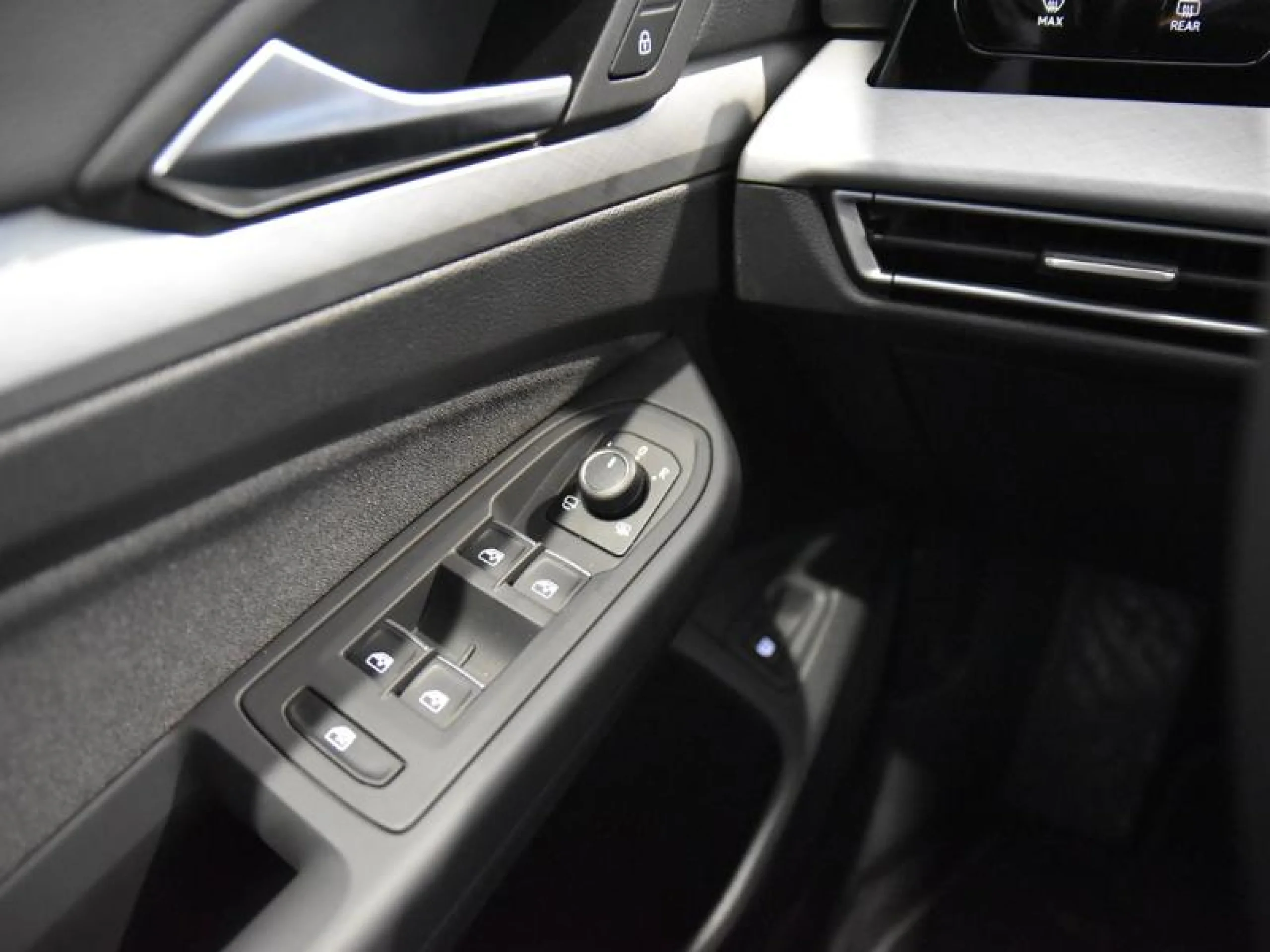 VOLKSWAGEN GOLF GOLF MATCH 1.5 TSI EHYBRID 110 KW (150 CV) / 85 KW (115 CV)  AUTOMÁTICO DSG 6 VEL. - Foto 15