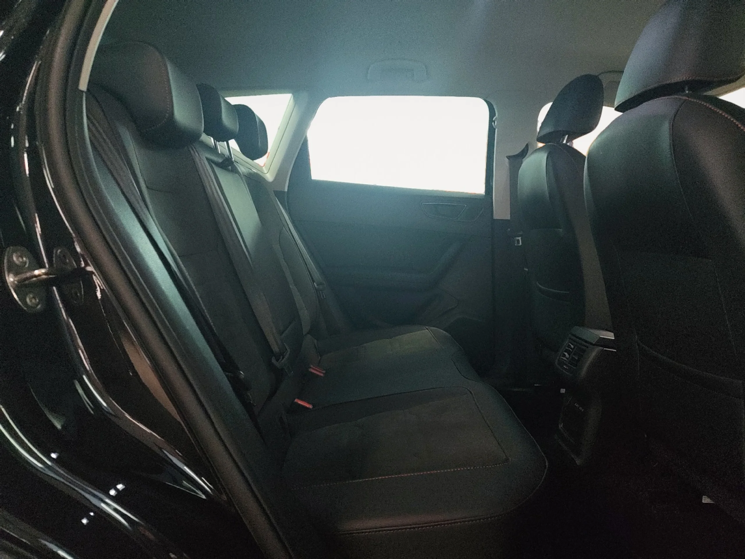 SEAT ATECA 1.5 TSI 110KW DSG FR SPECIAL EDITION - Foto 5