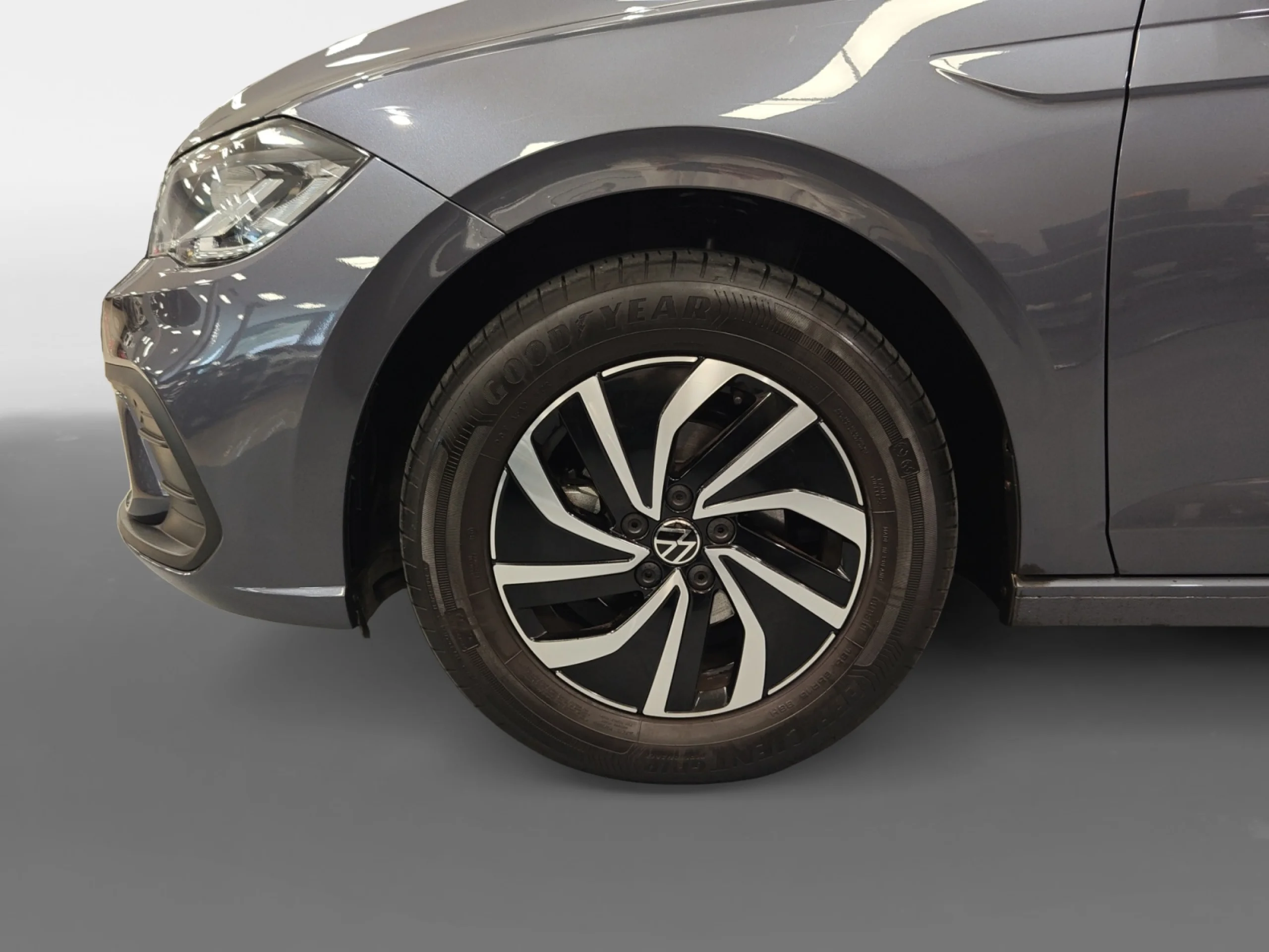 VOLKSWAGEN POLO LIFE 1.0 TSI 70KW (95CV) - Foto 8