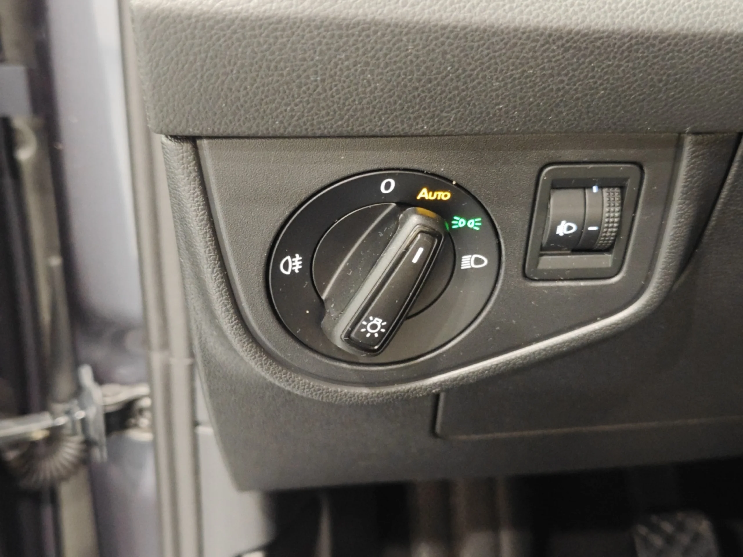 VOLKSWAGEN POLO LIFE 1.0 TSI 70KW (95CV) - Foto 12