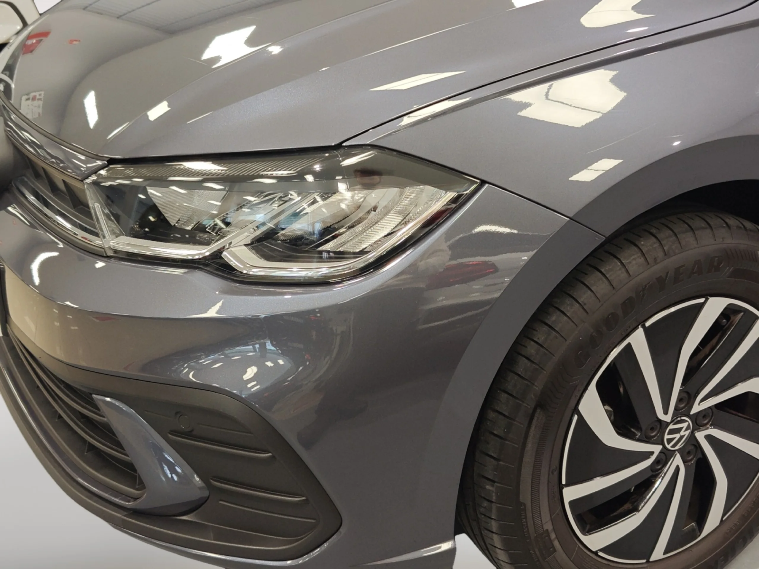 VOLKSWAGEN POLO LIFE 1.0 TSI 70KW (95CV) - Foto 21