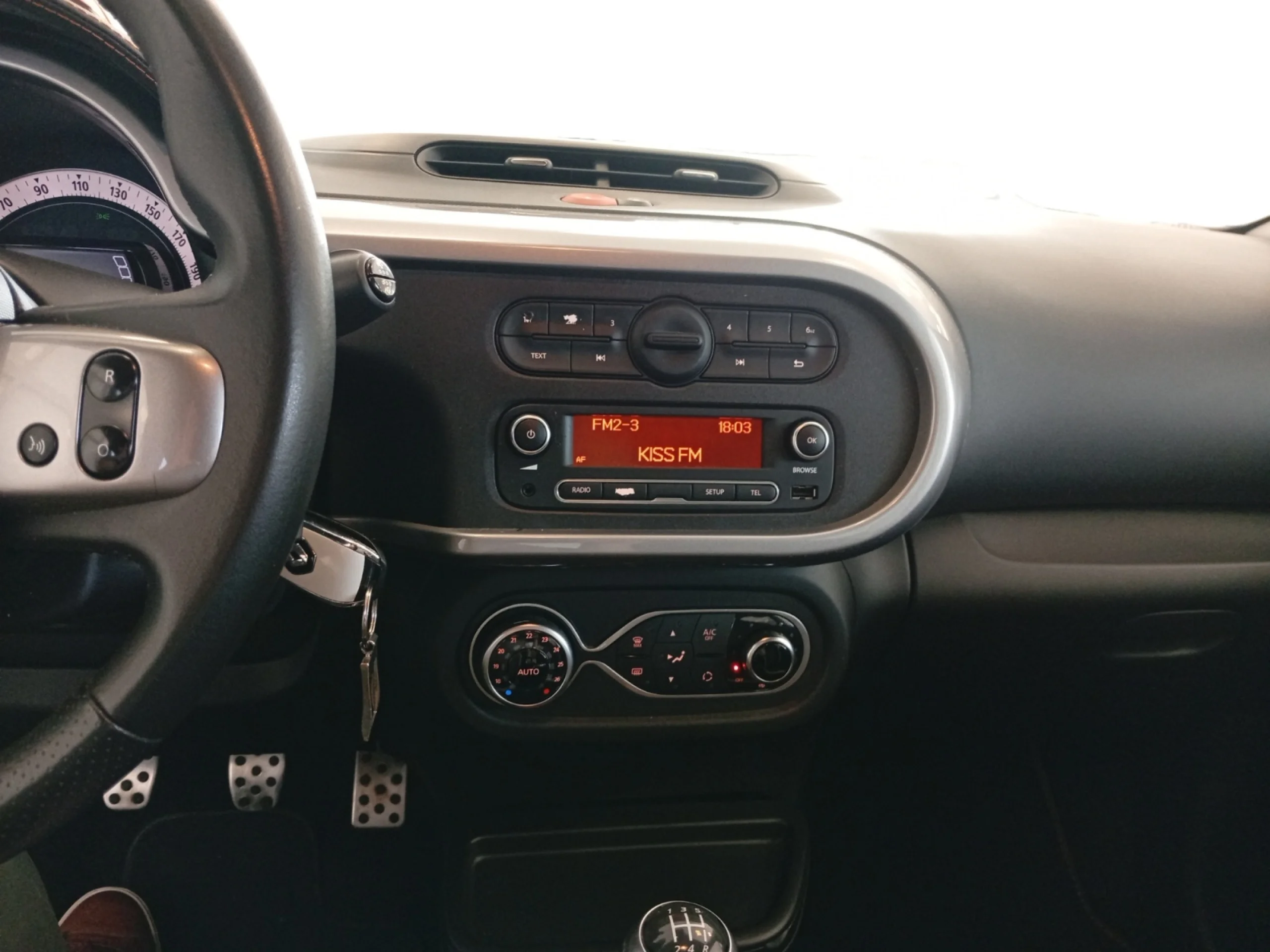 RENAULT TWINGO GT TCE 81KW (110CV)  18 - Foto 9