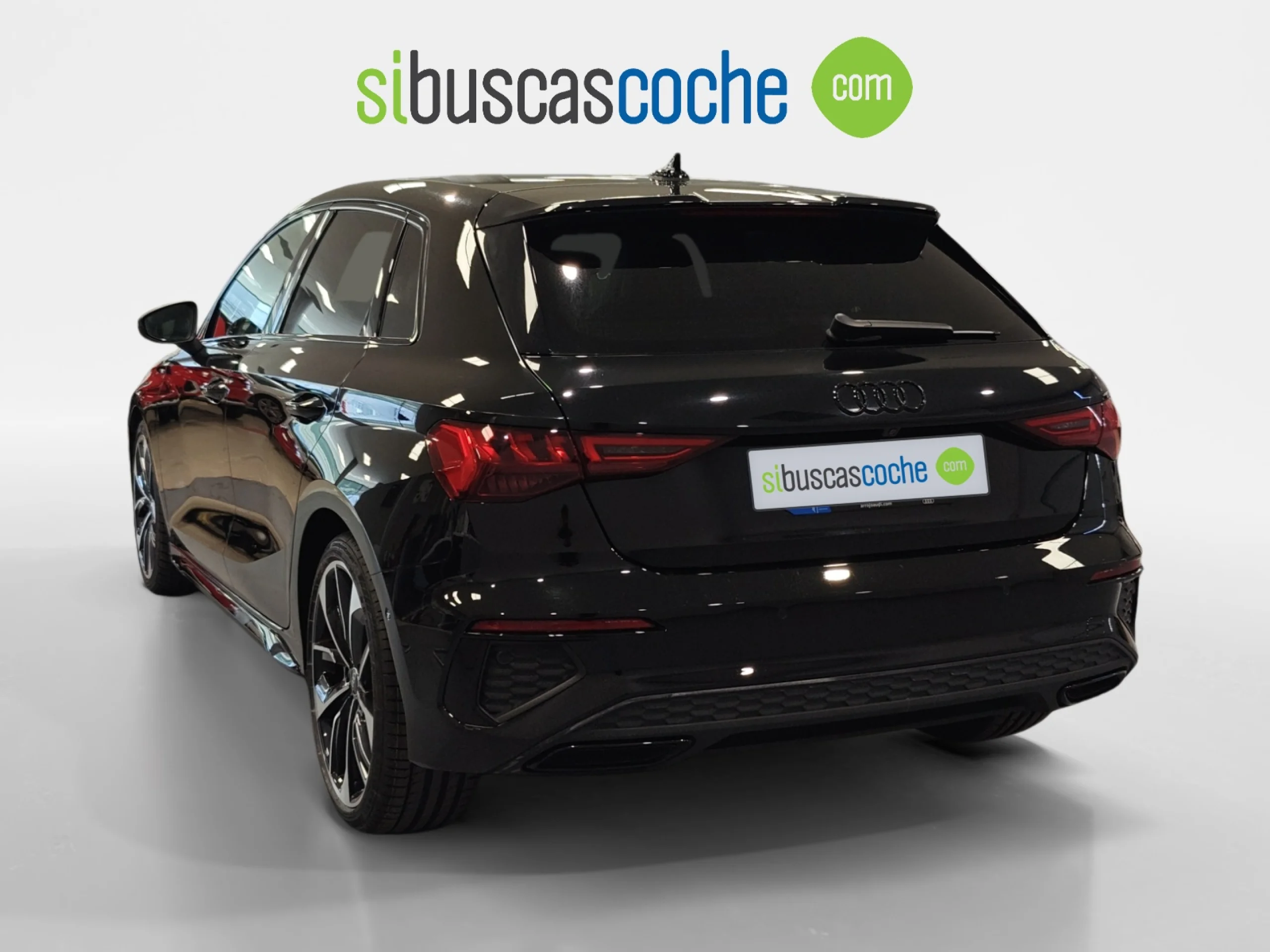 AUDI A3 SPORTBACK BLACK LINE 35 TFSI 110KW S TRO - Foto 2