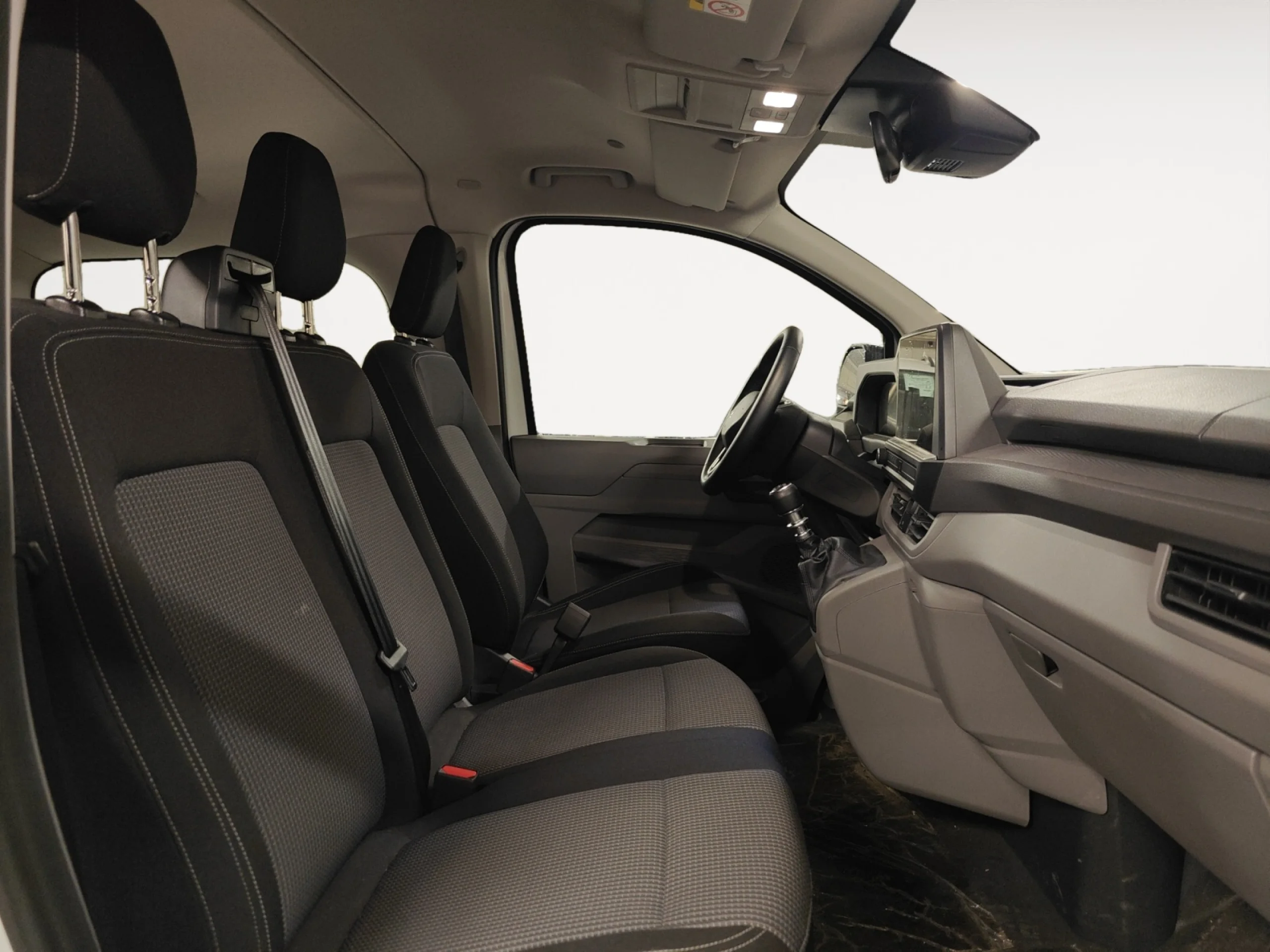 VOLKSWAGEN CARAVELLE CORTA 2.0 TDI 110 KW (150 CV) 6 VEL - Foto 5
