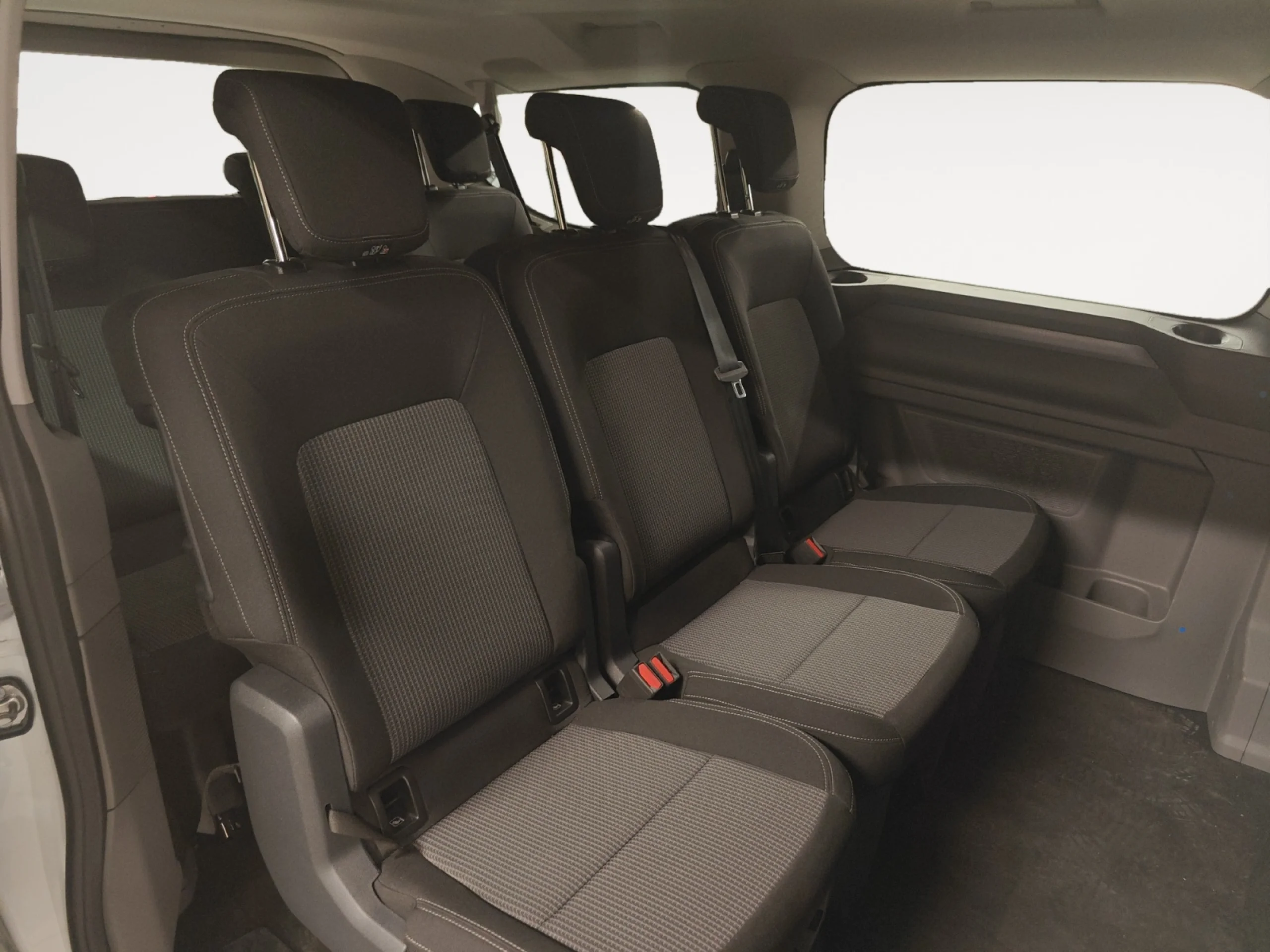 VOLKSWAGEN CARAVELLE CORTA 2.0 TDI 110 KW (150 CV) 6 VEL - Foto 6