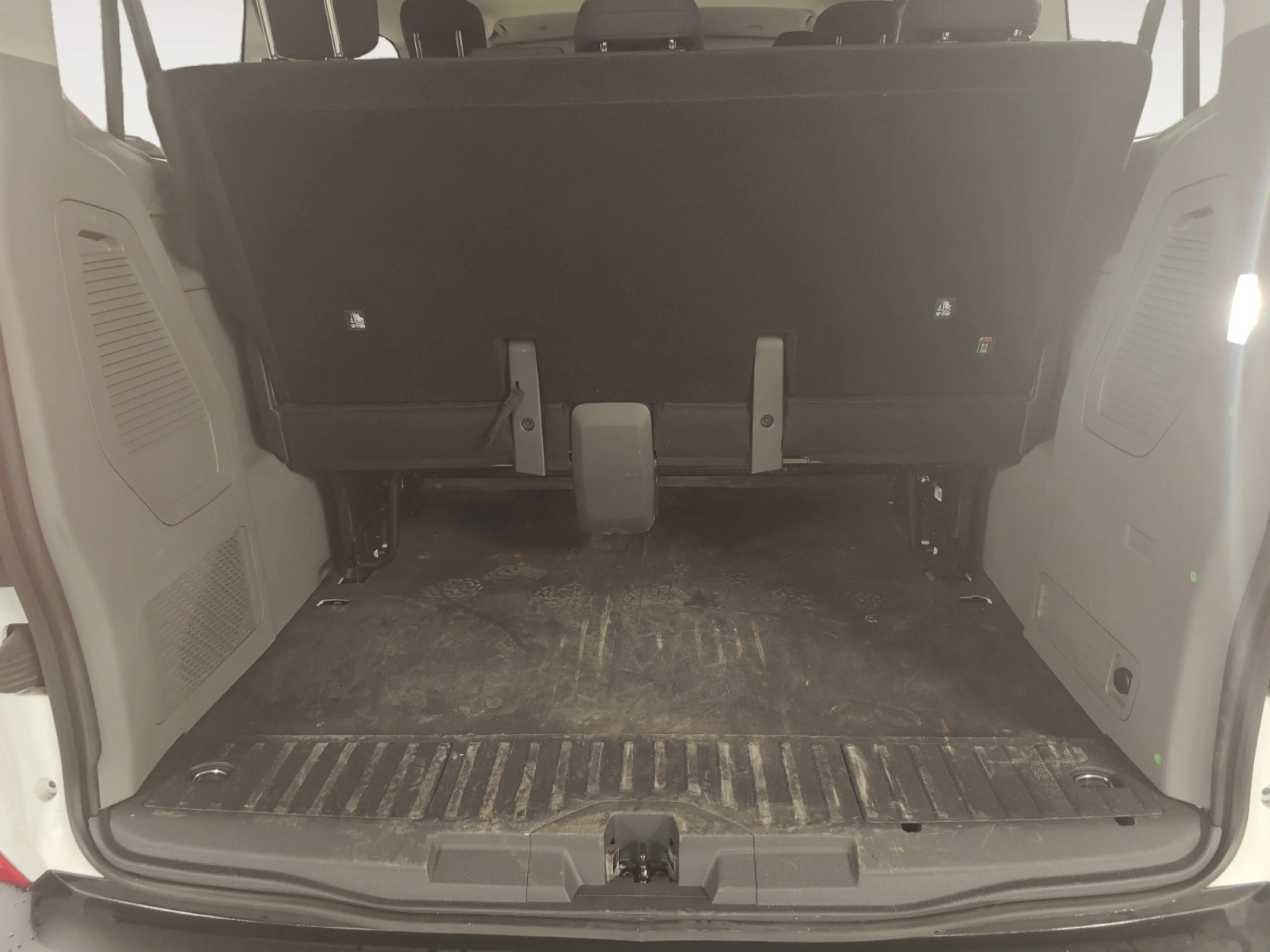 VOLKSWAGEN CARAVELLE CORTA 2.0 TDI 110 KW (150 CV) 6 VEL - Foto 7