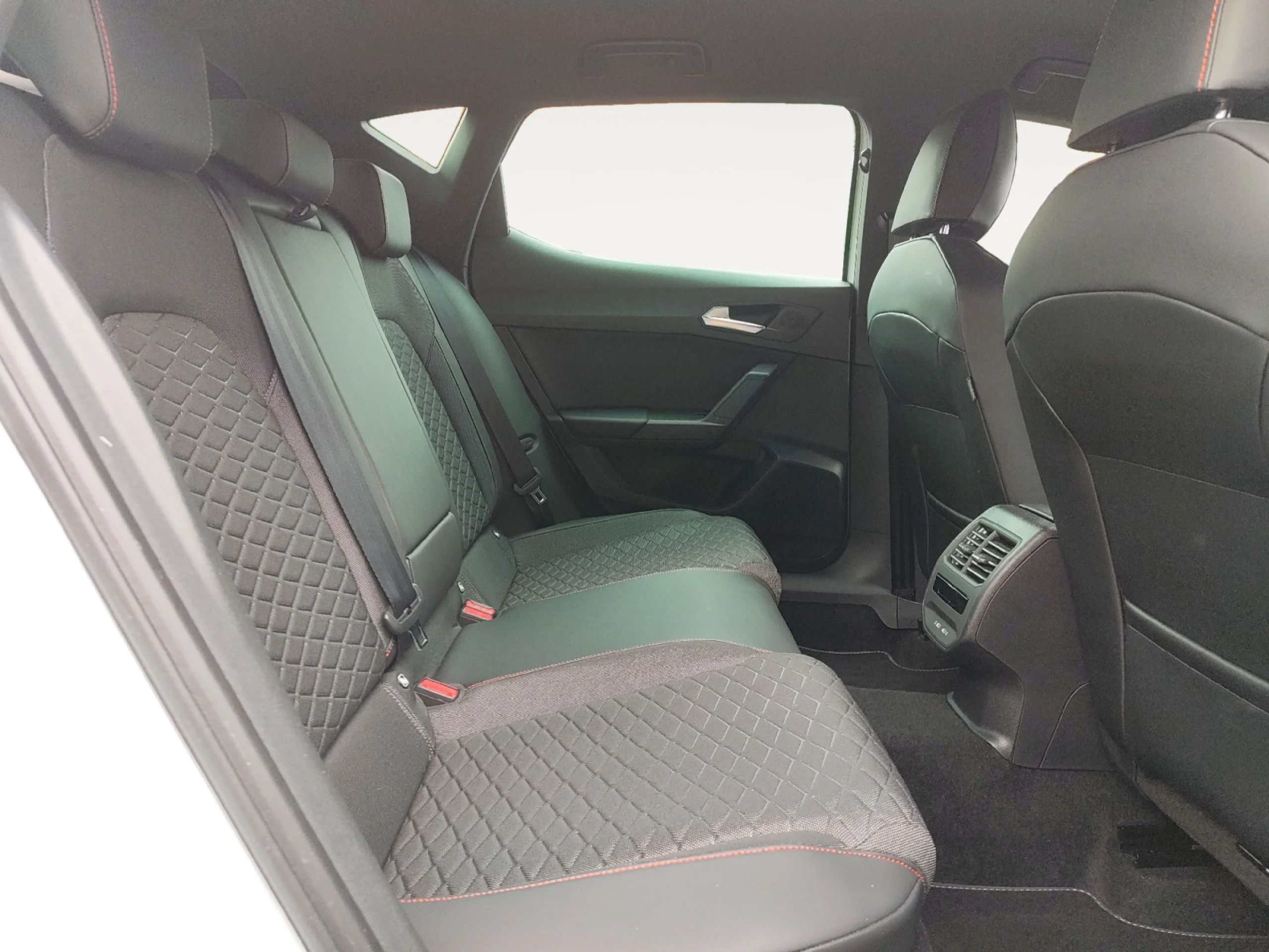 SEAT LEON 2.0 TDI 110KW DSG 7 S&S FR XL - Foto 6